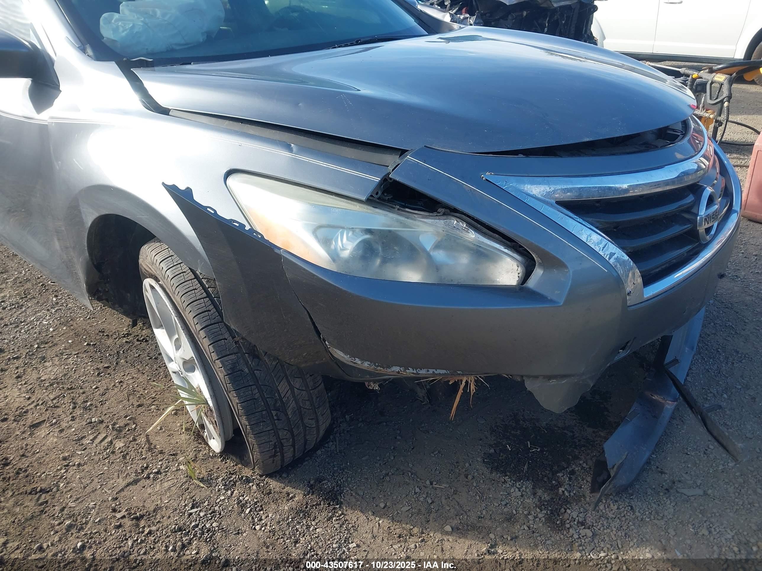 NISSAN ALTIMA image 6