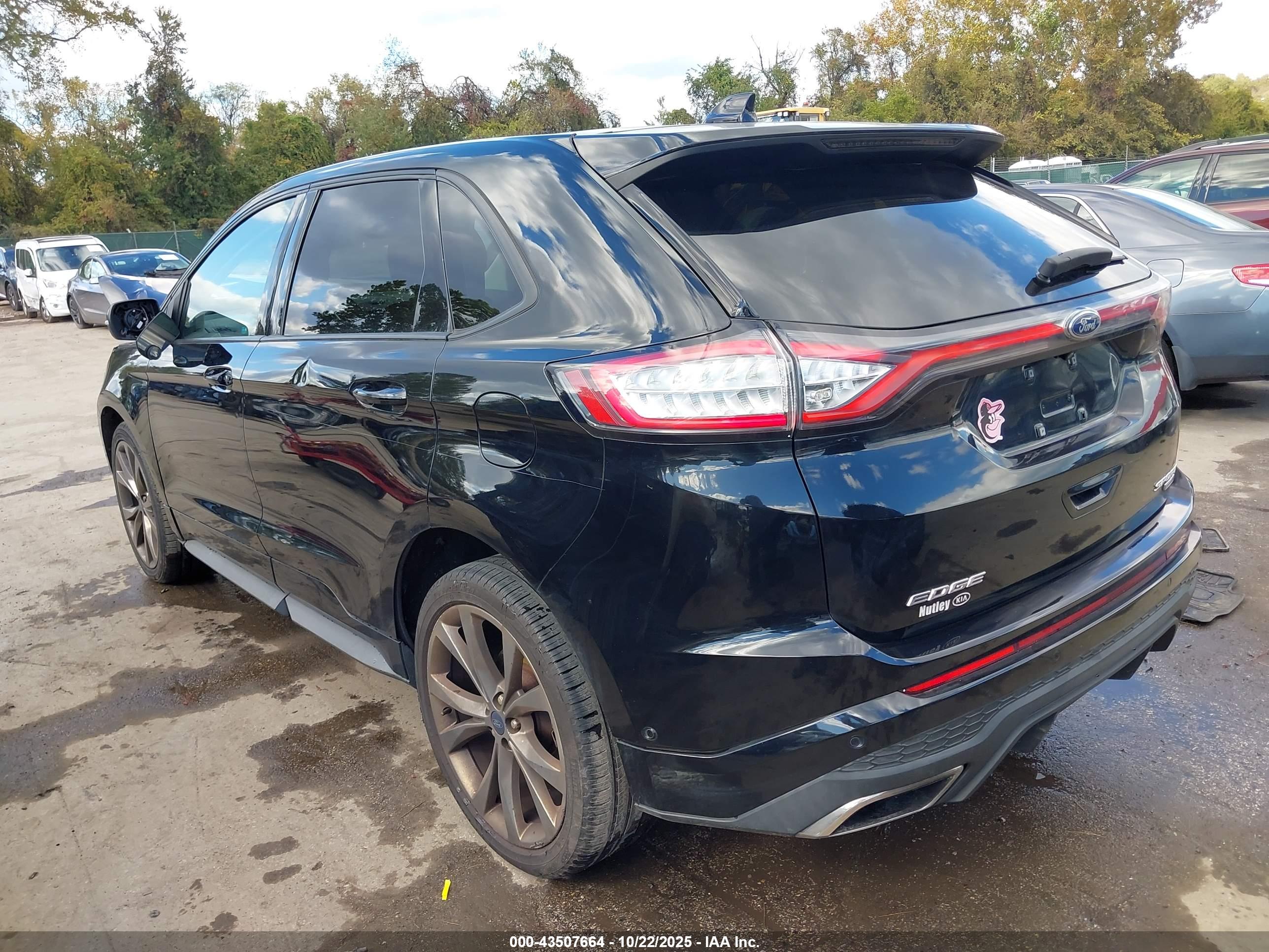 FORD EDGE image 3