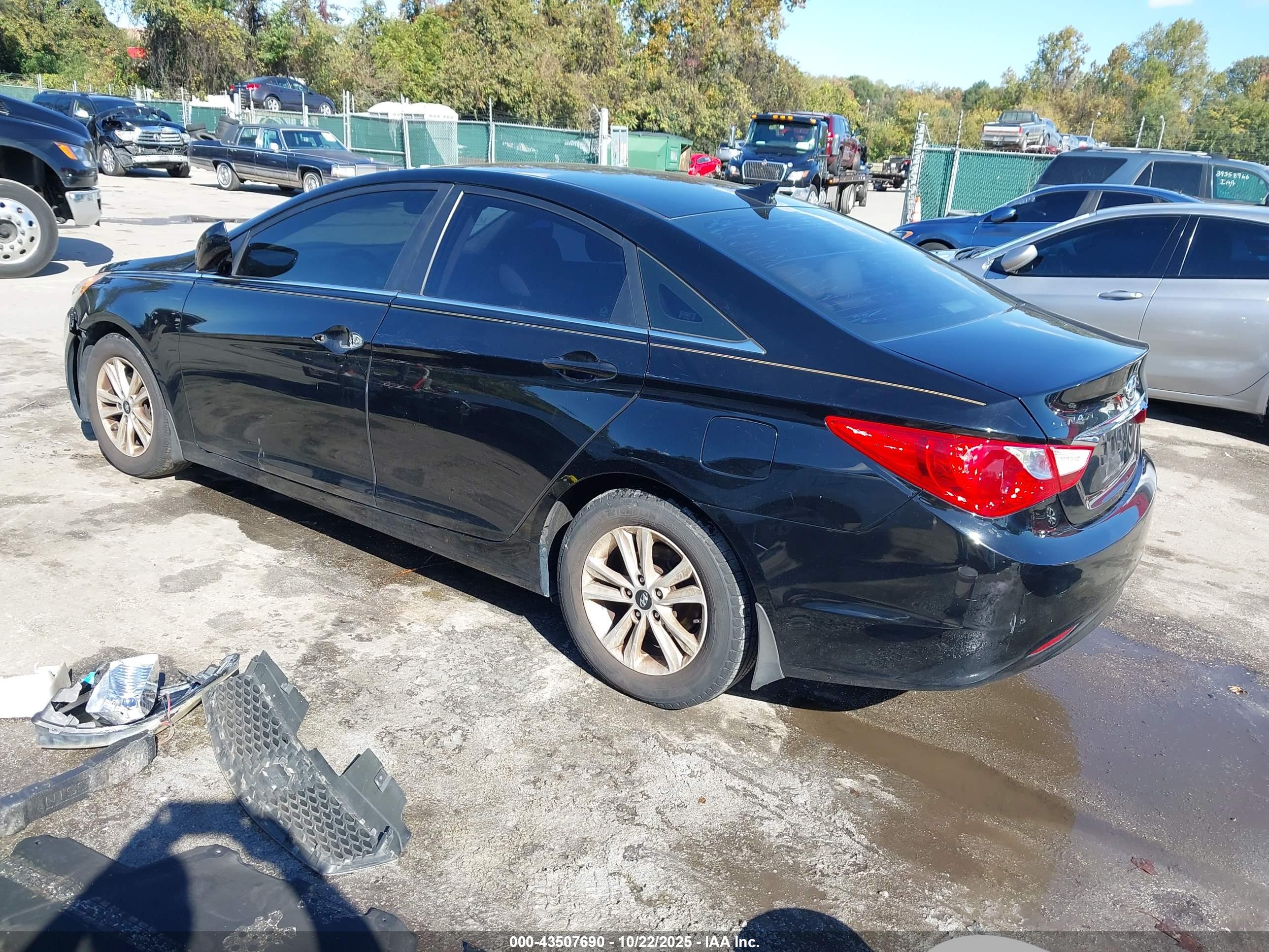HYUNDAI SONATA image 3
