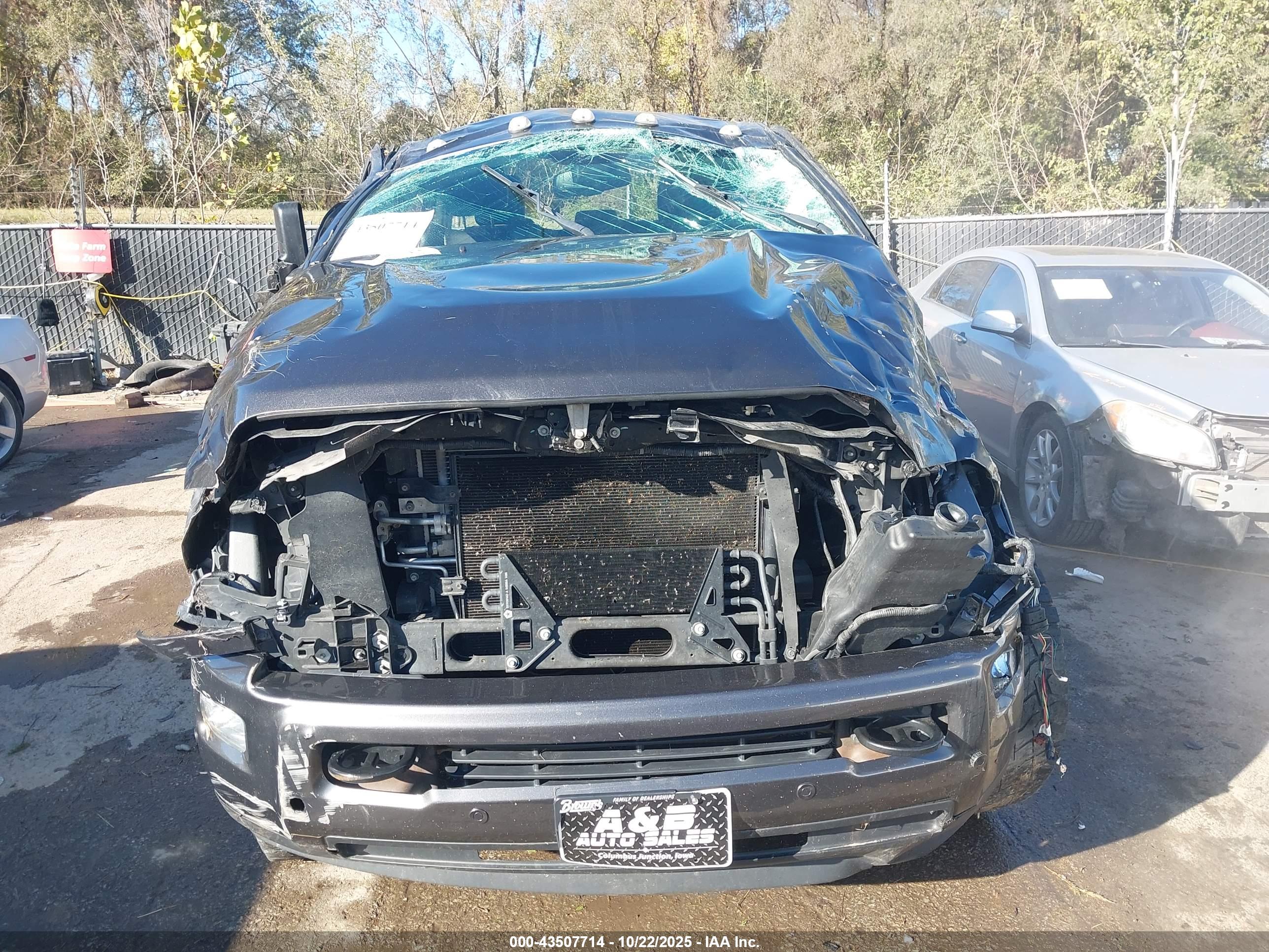 RAM 2500 image 6
