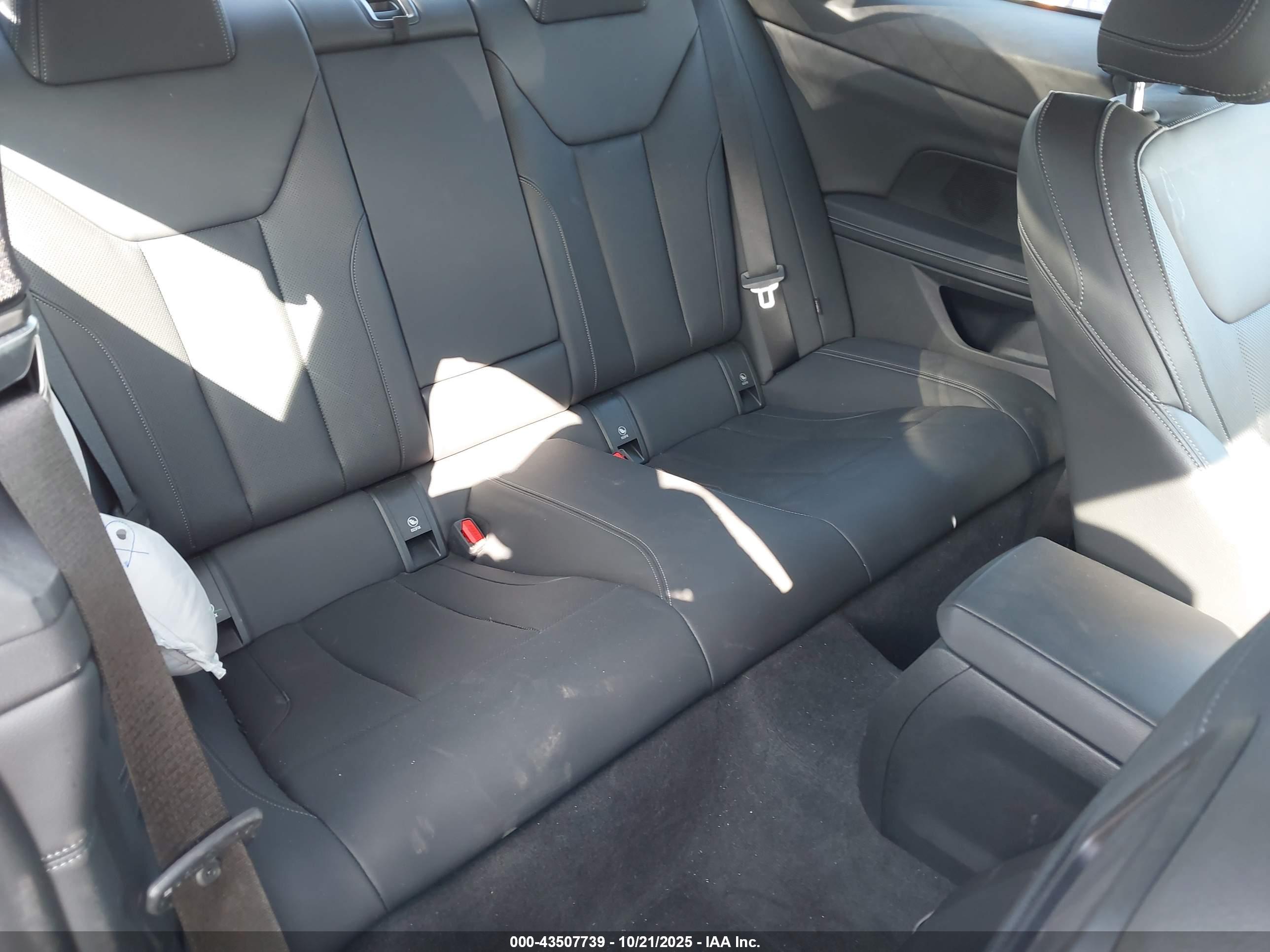 BMW 430I image 8