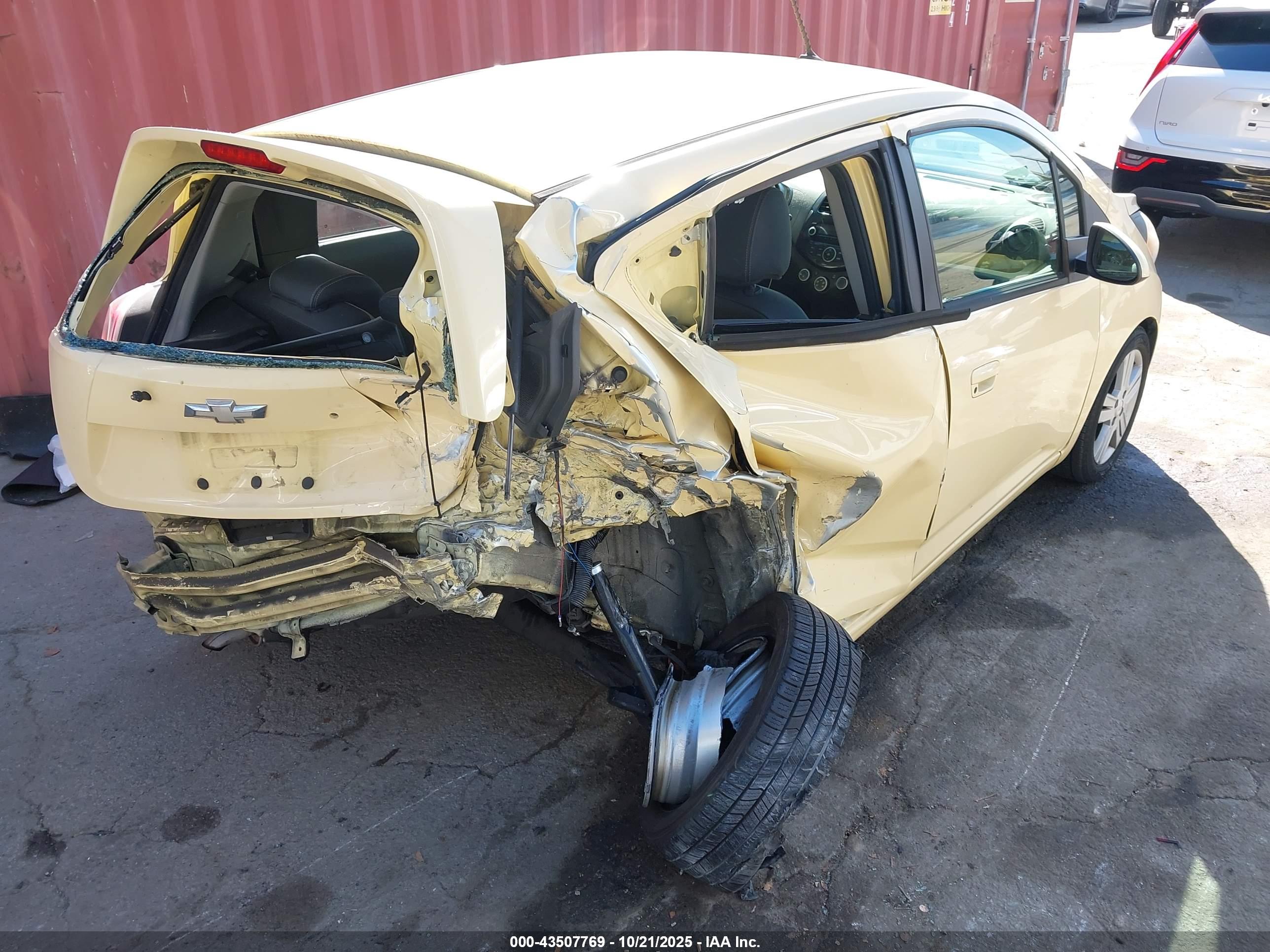 CHEVROLET SPARK image 4