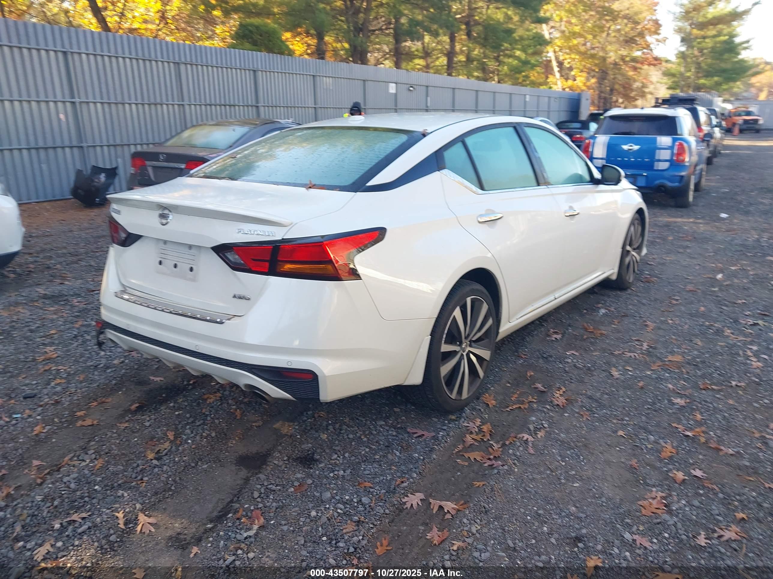 NISSAN ALTIMA image 4