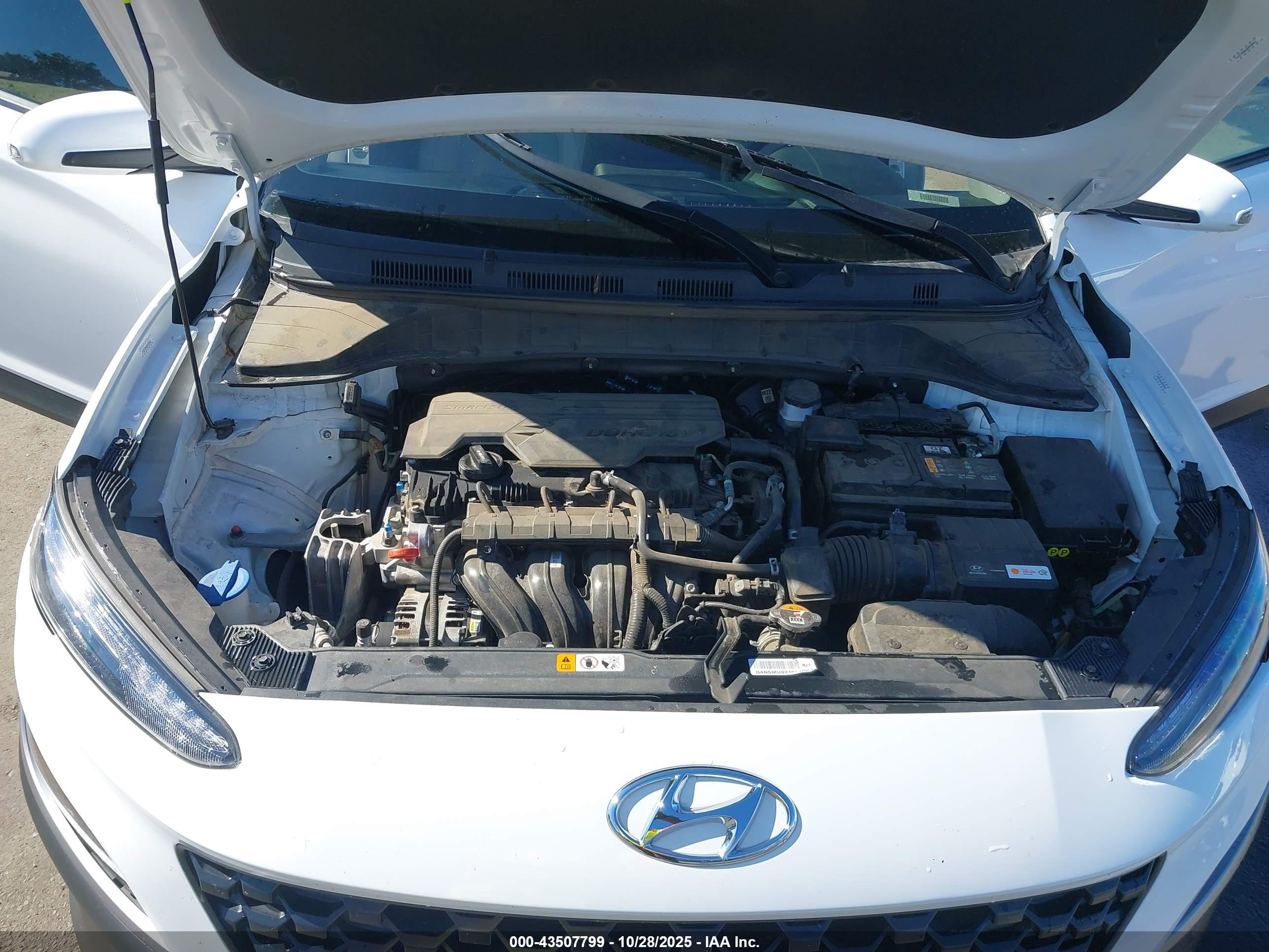 HYUNDAI KONA image 10