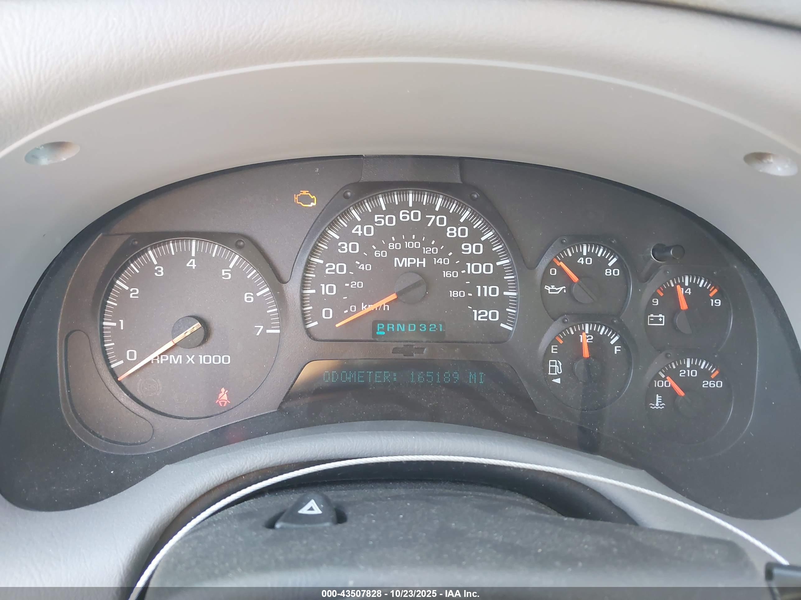 CHEVROLET TRAILBLAZER image 7