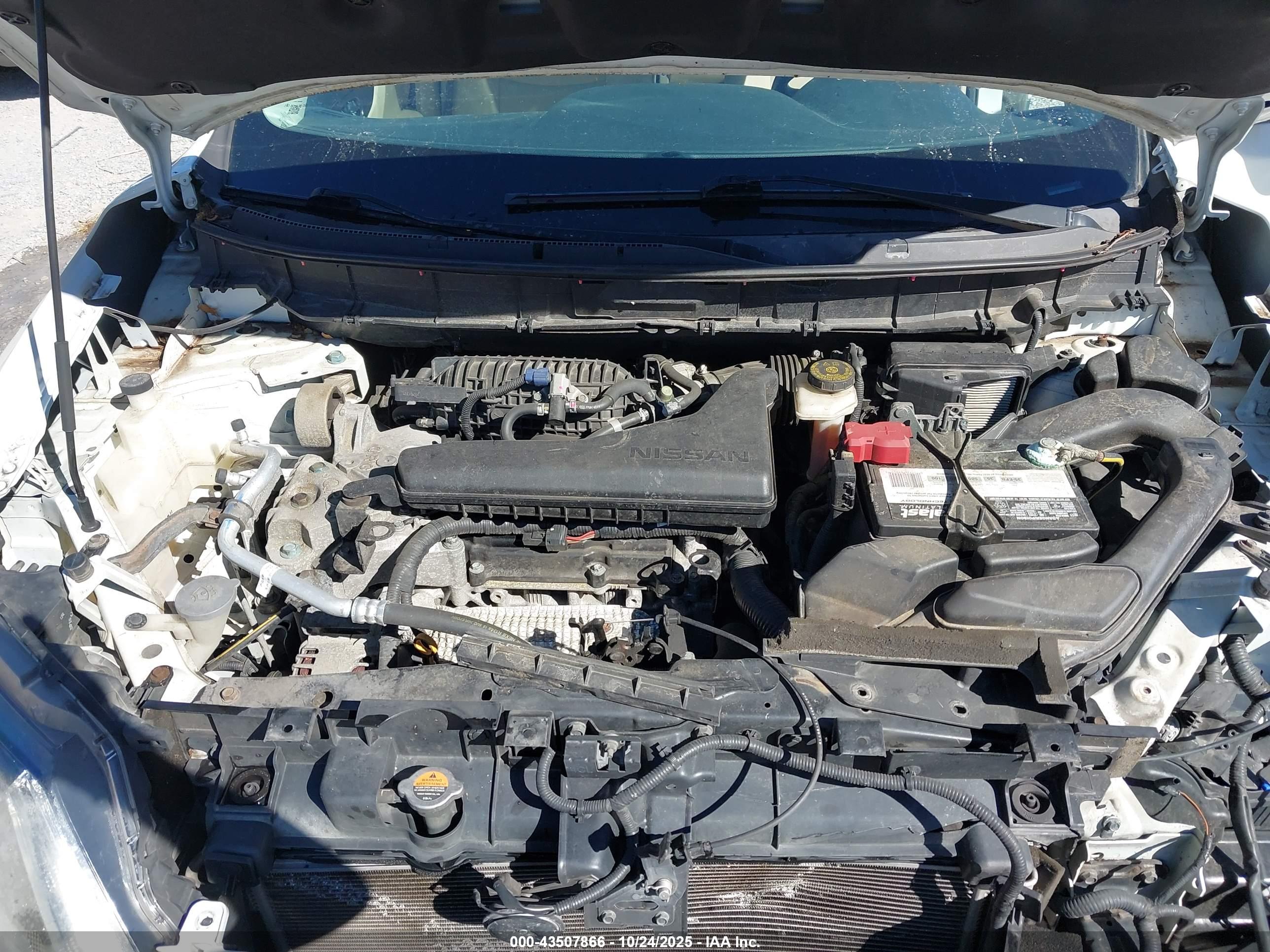 NISSAN ROGUE image 10