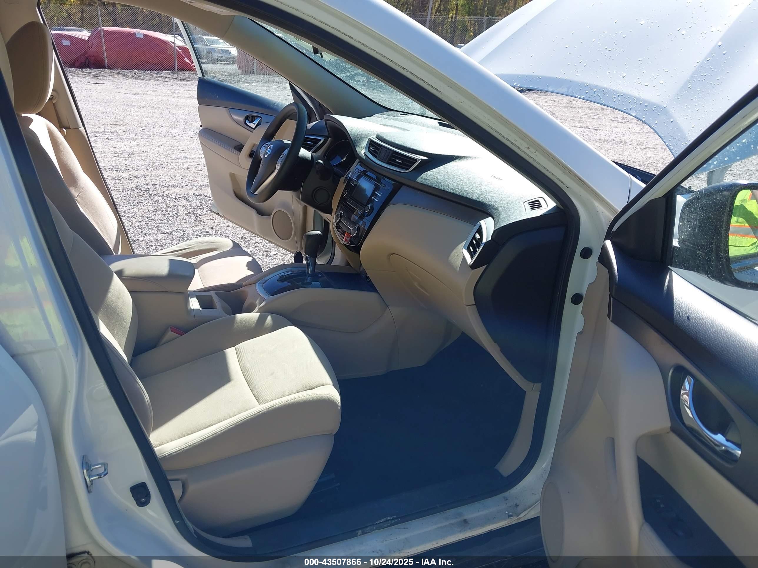 NISSAN ROGUE image 5