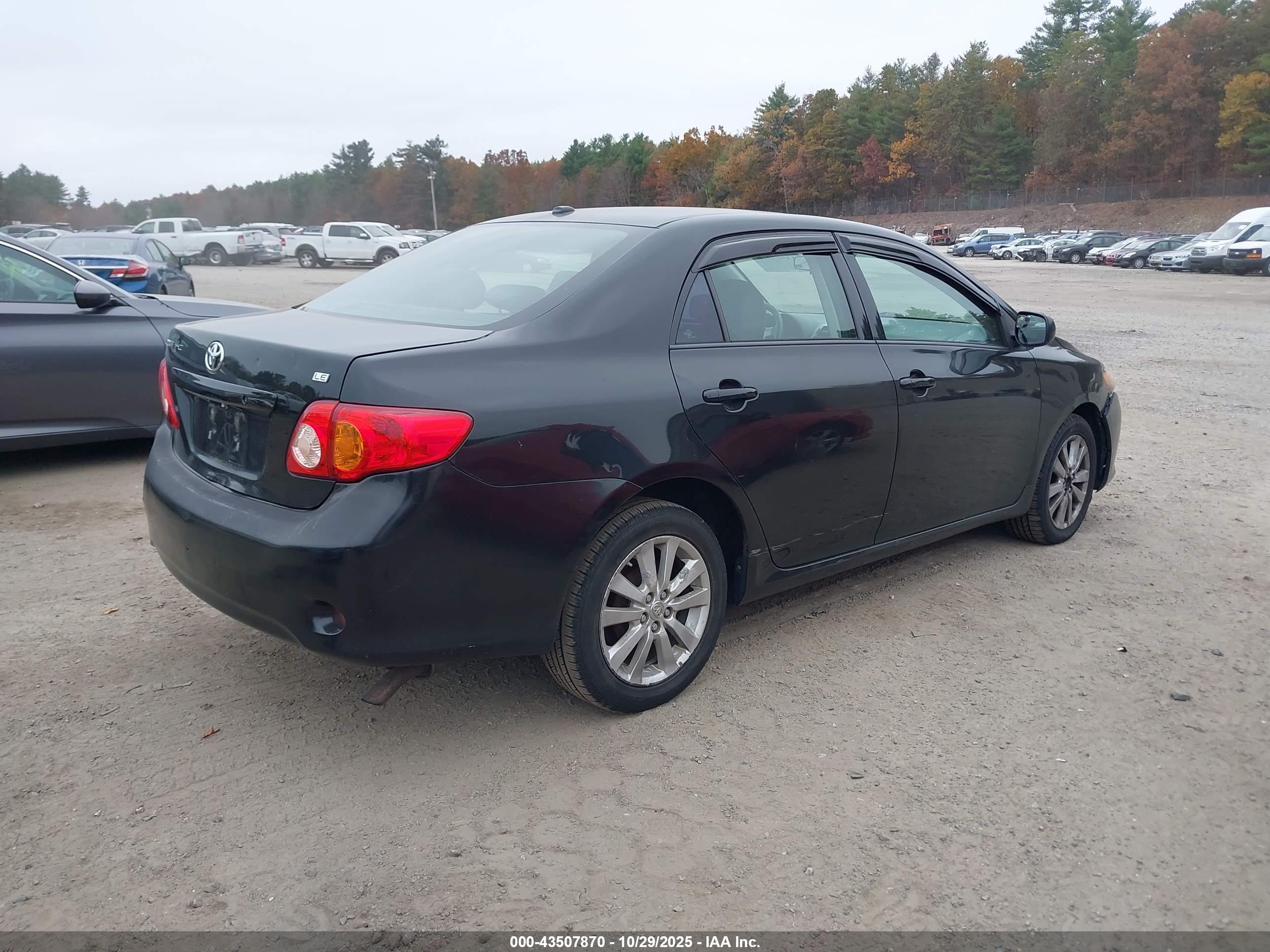 TOYOTA COROLLA image 4