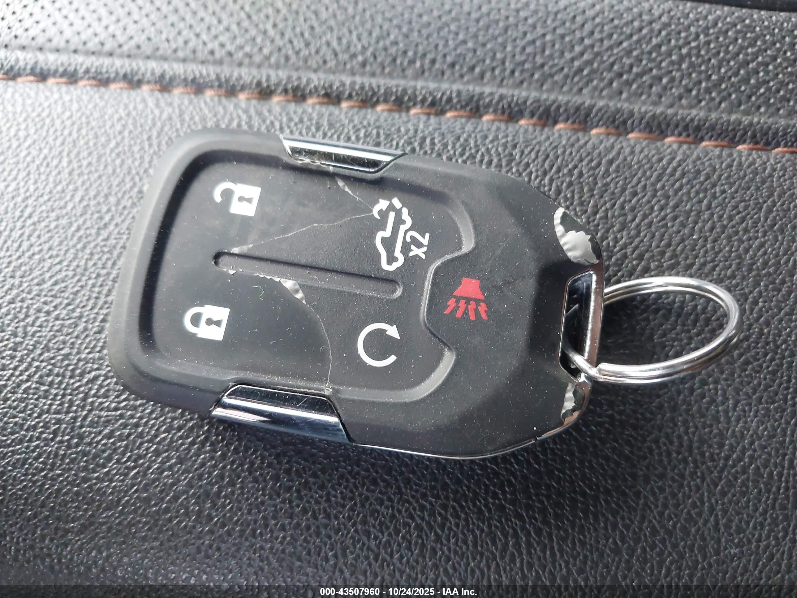 GMC SIERRA image 11