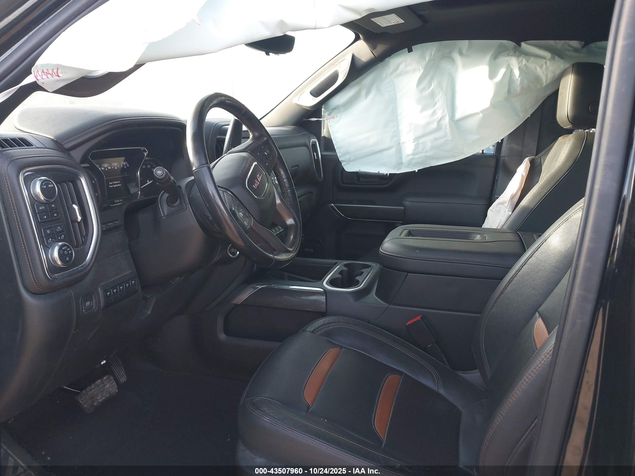 GMC SIERRA image 5