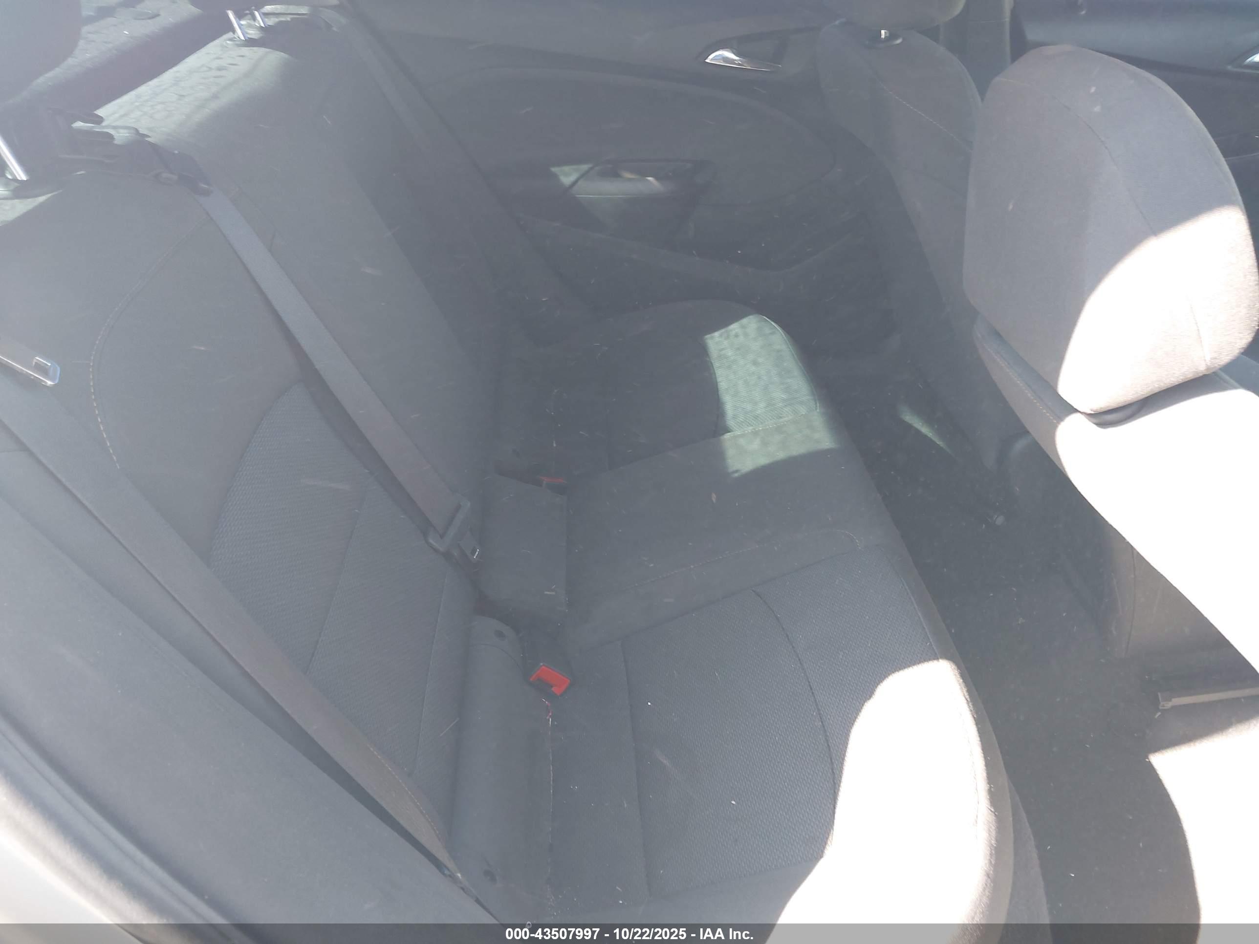 CHEVROLET CRUZE image 8