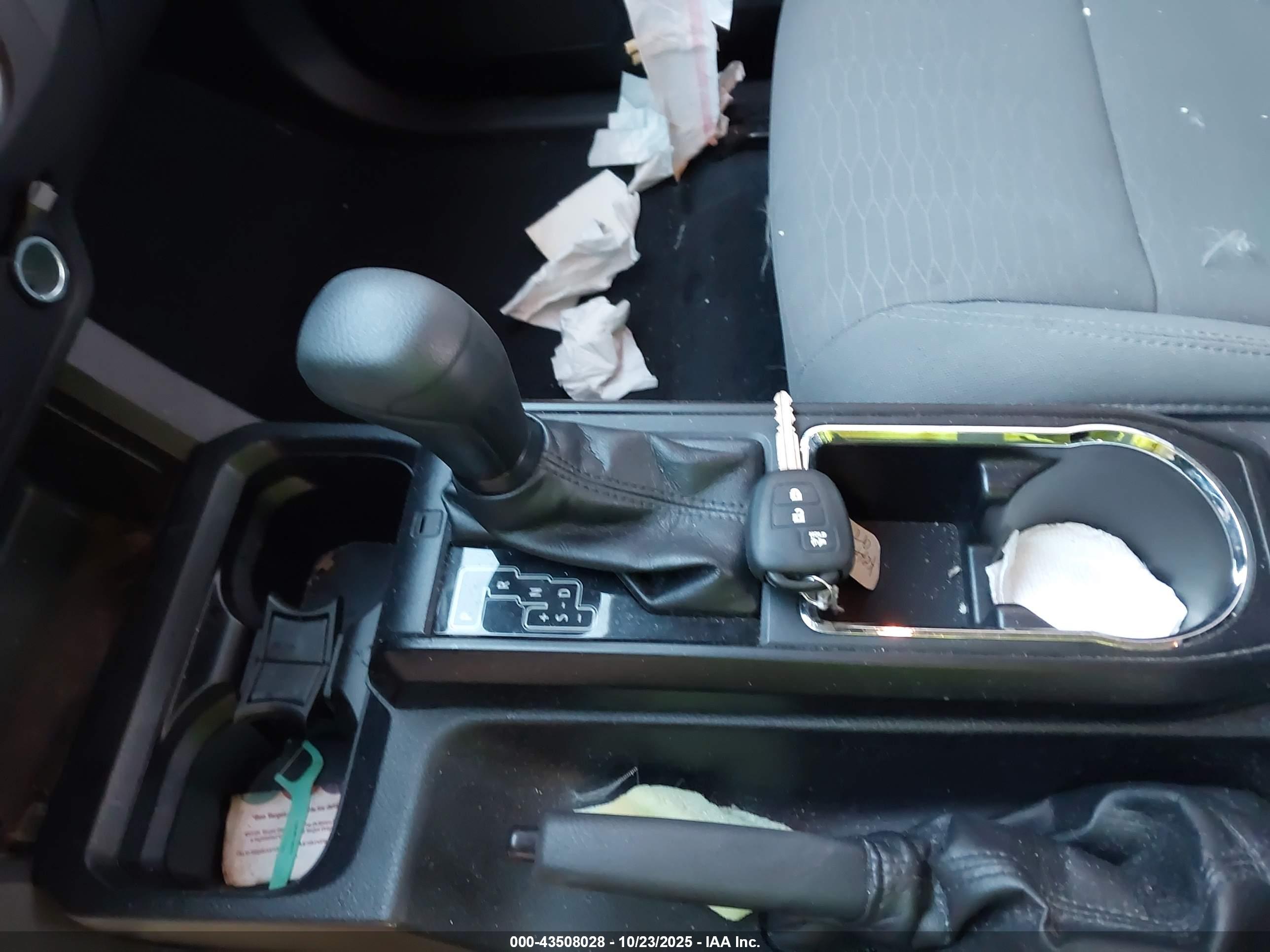 TOYOTA TACOMA image 11