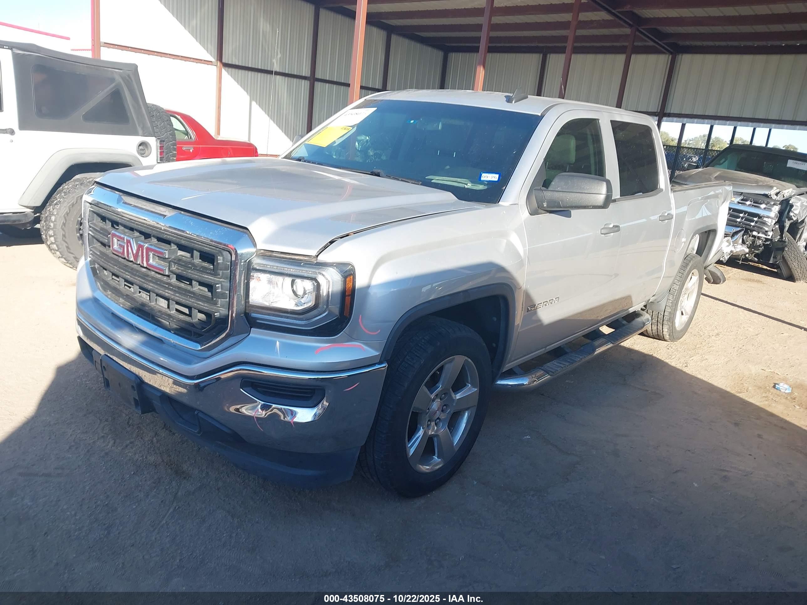 GMC SIERRA image 2