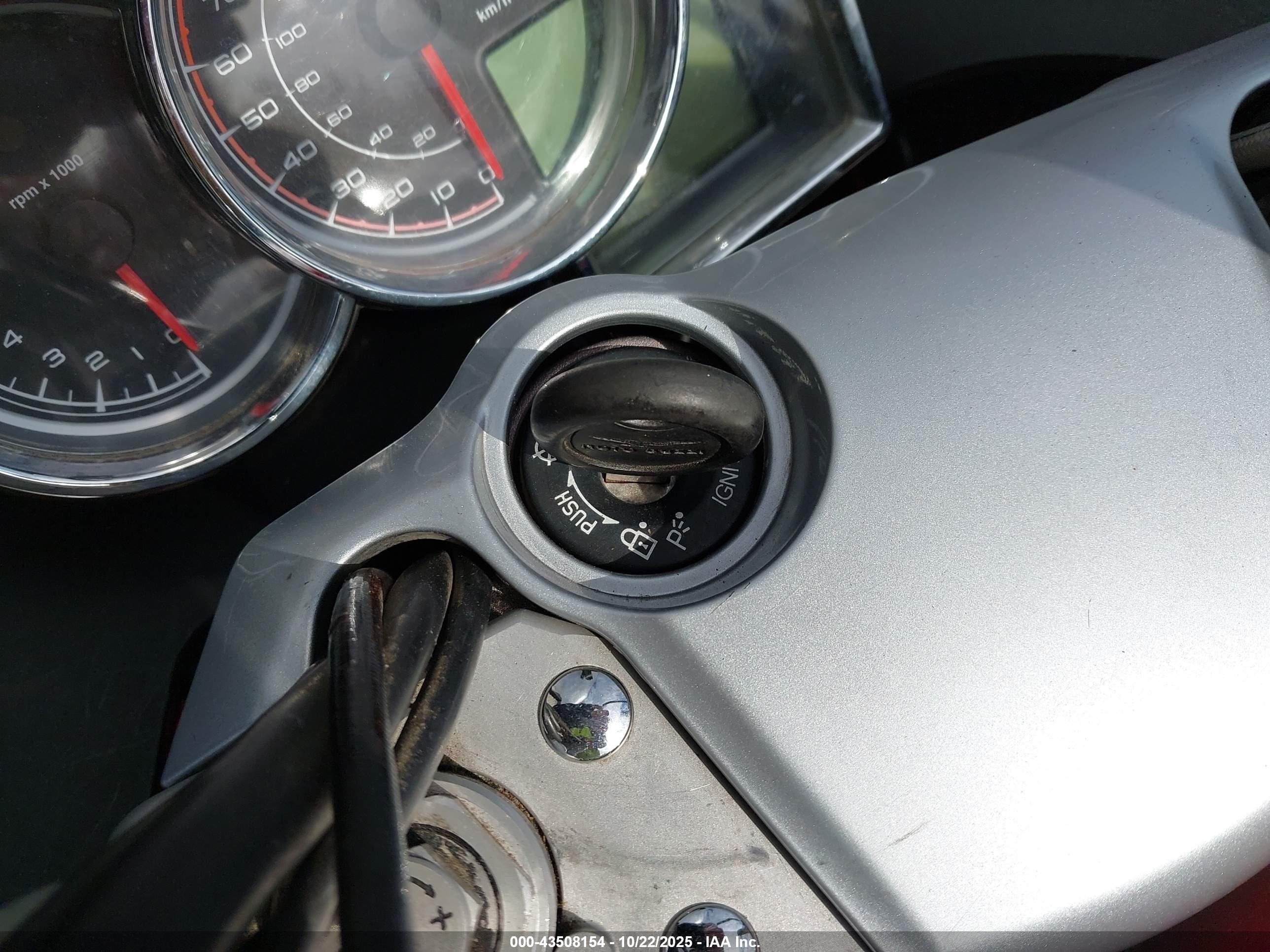 MOTO GUZZI image 11