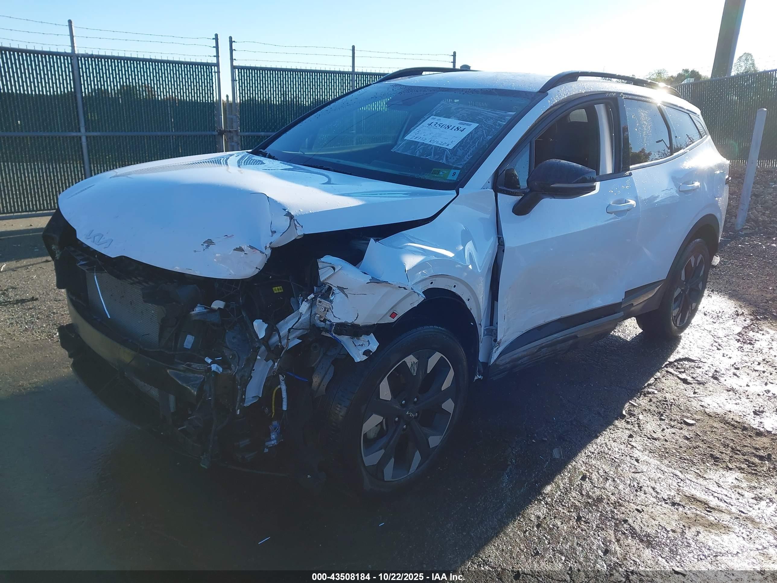 KIA SPORTAGE image 2