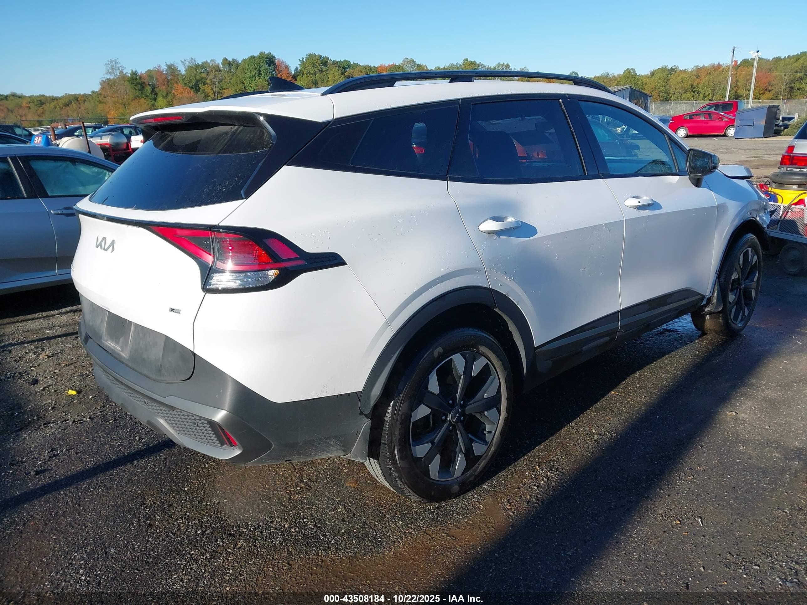 KIA SPORTAGE image 4