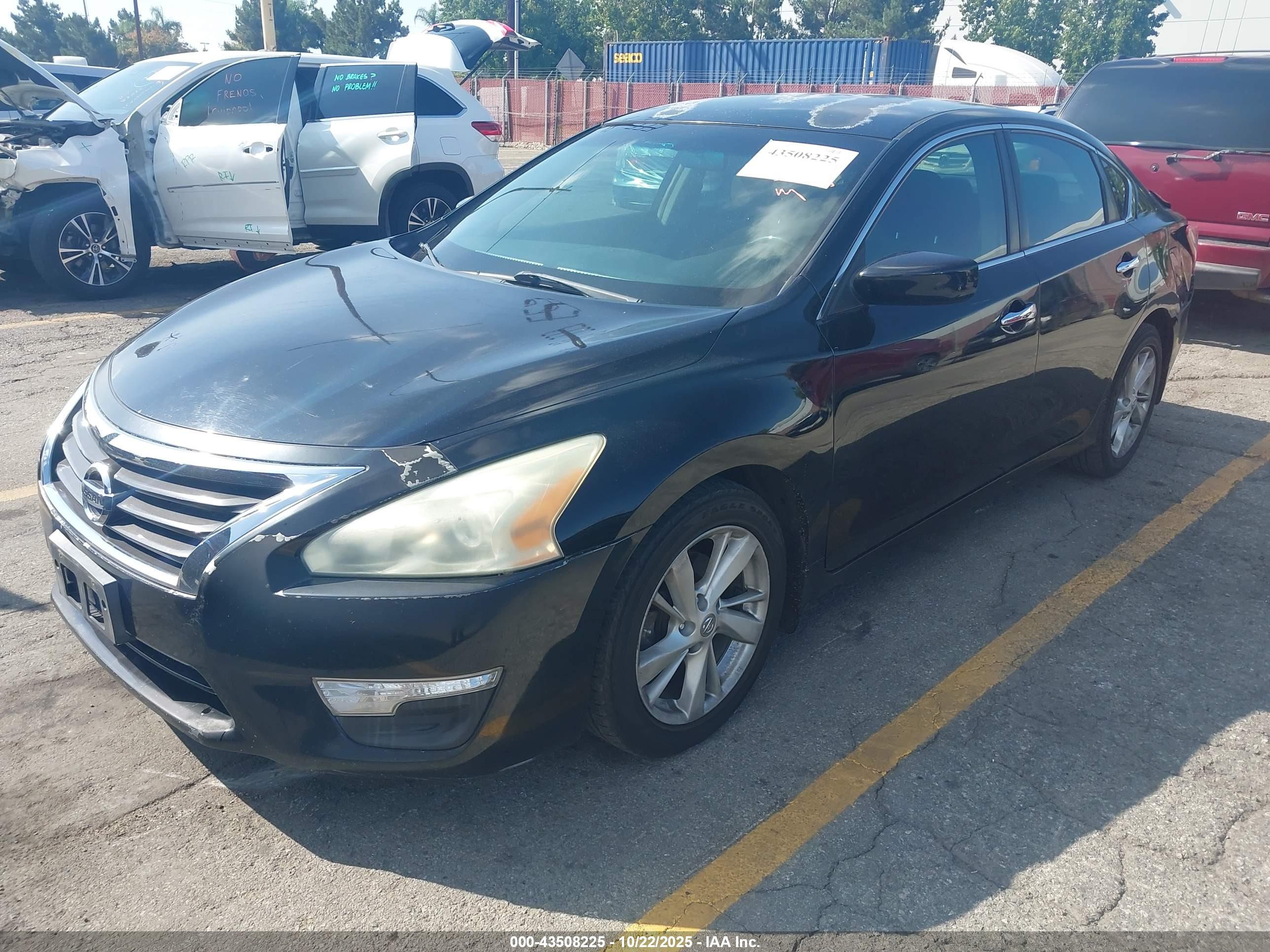 NISSAN ALTIMA image 2
