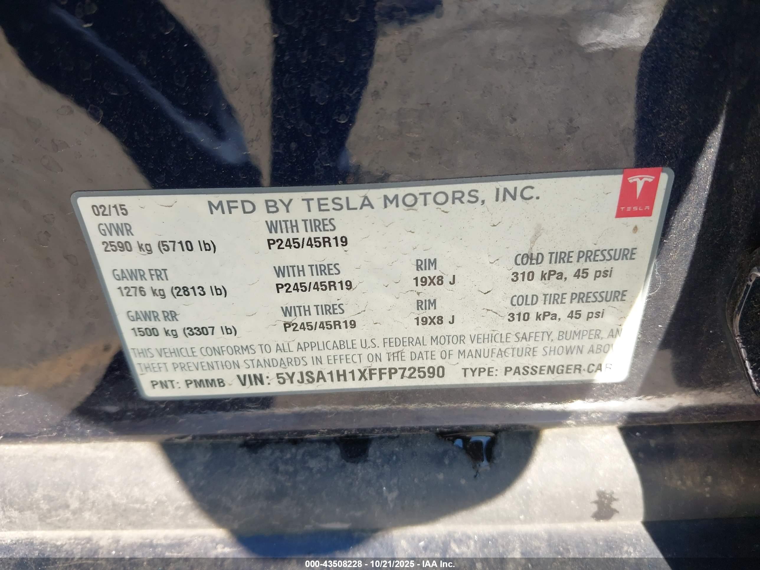 TESLA MODEL image 9
