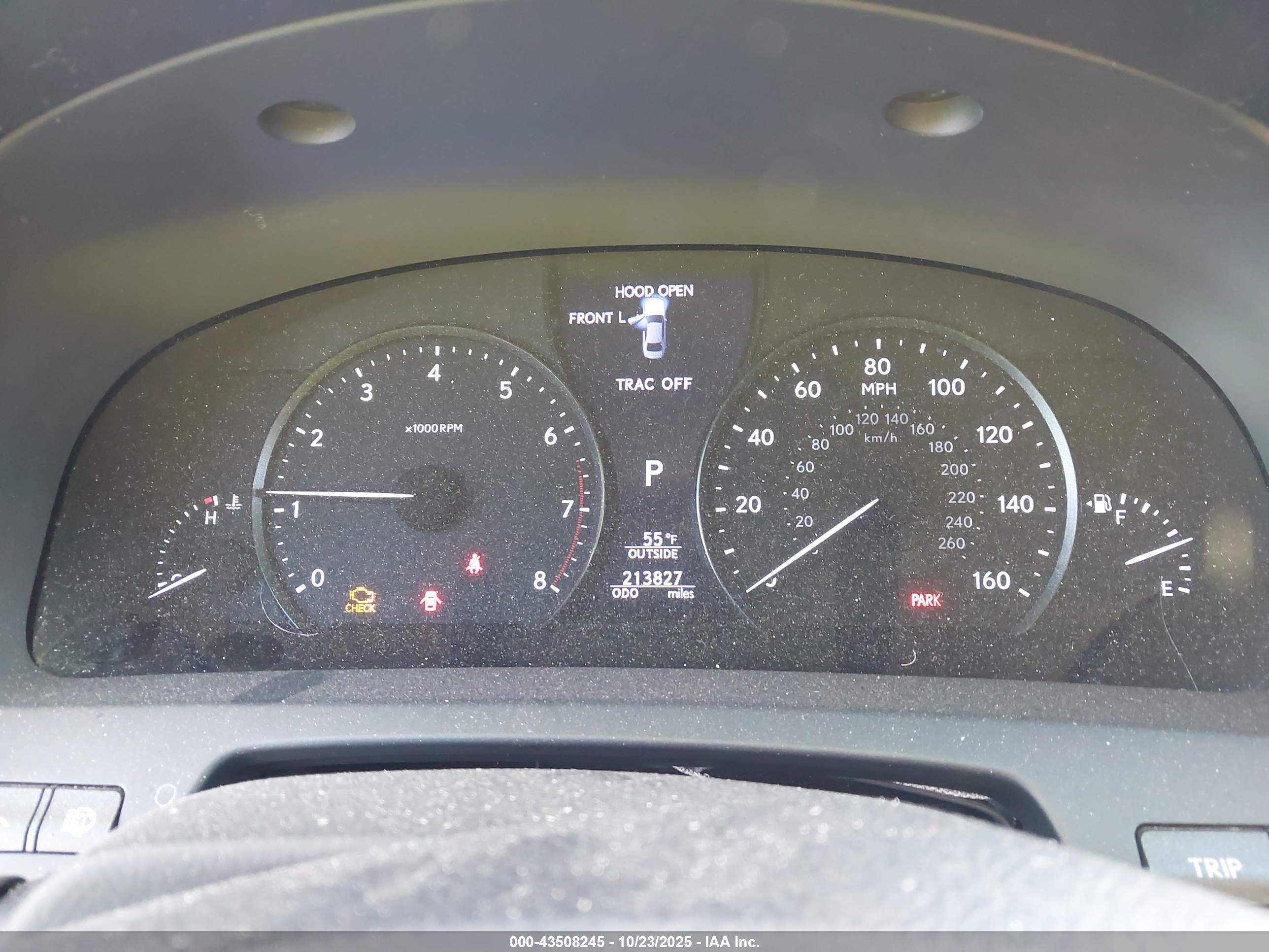 LEXUS LS image 7