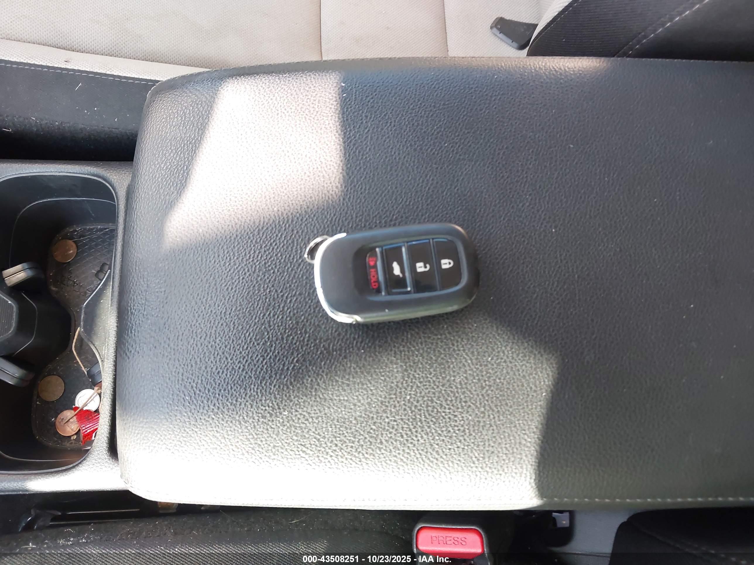 HONDA CR-V image 11