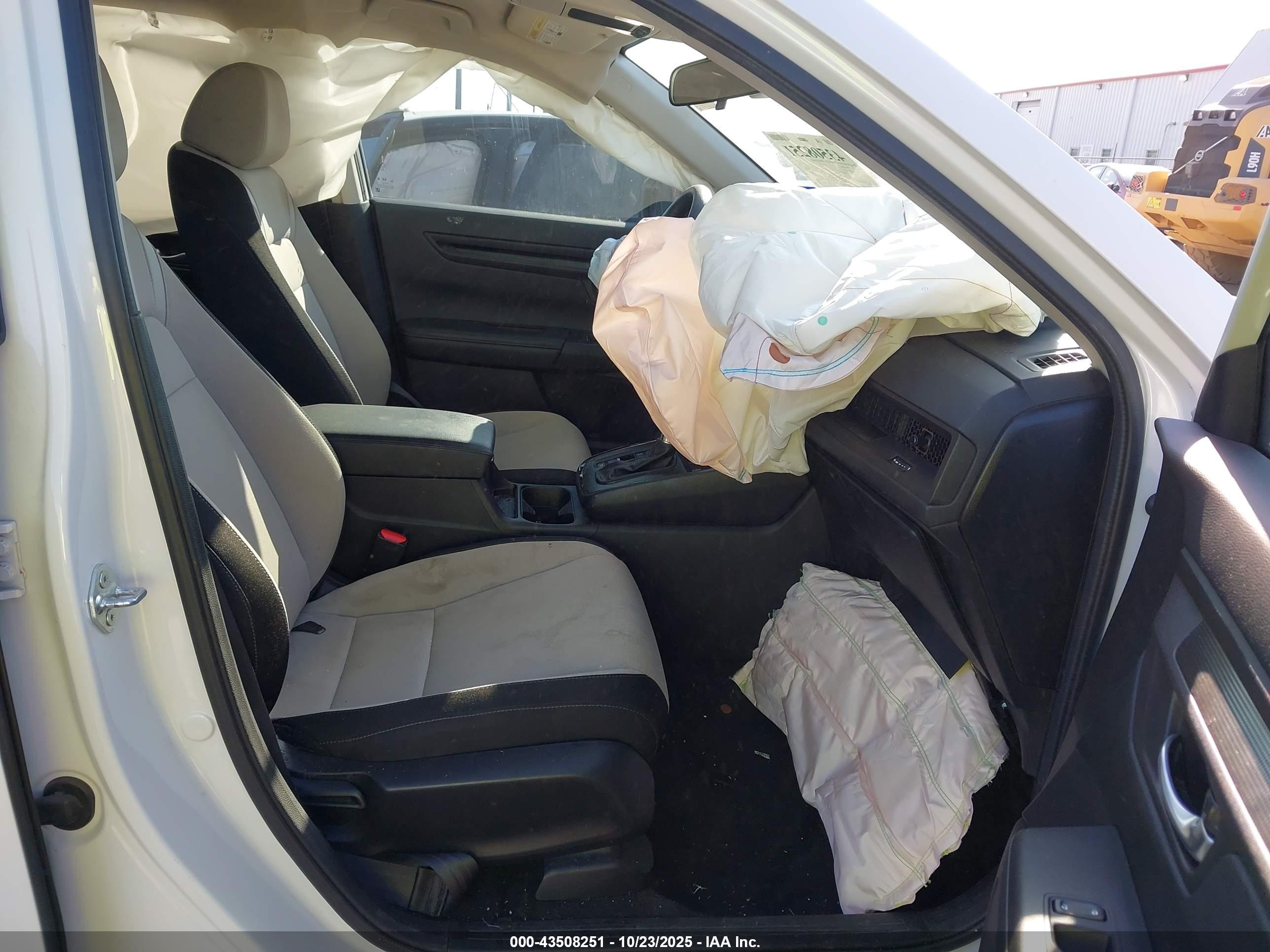 HONDA CR-V image 5