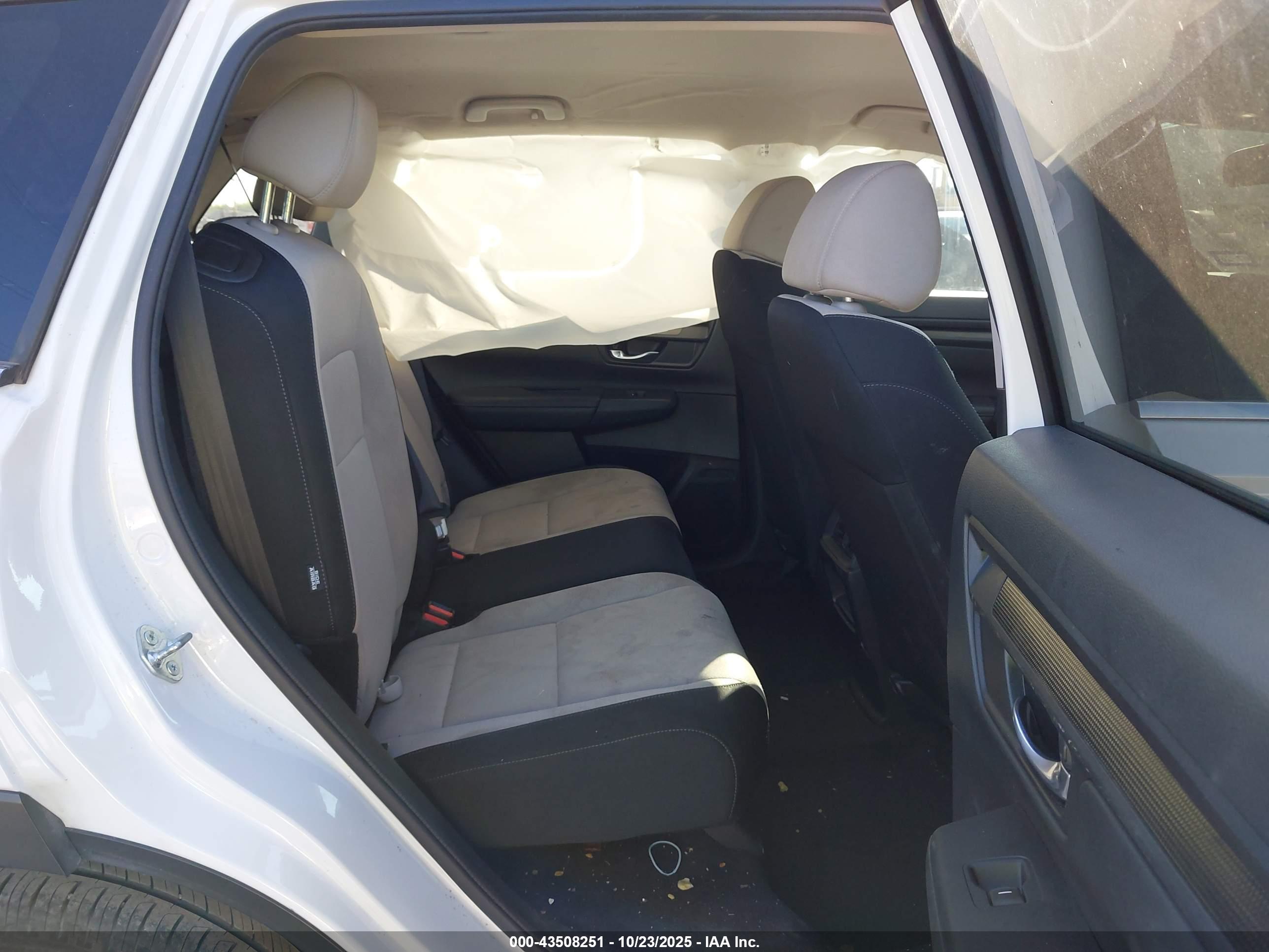 HONDA CR-V image 8