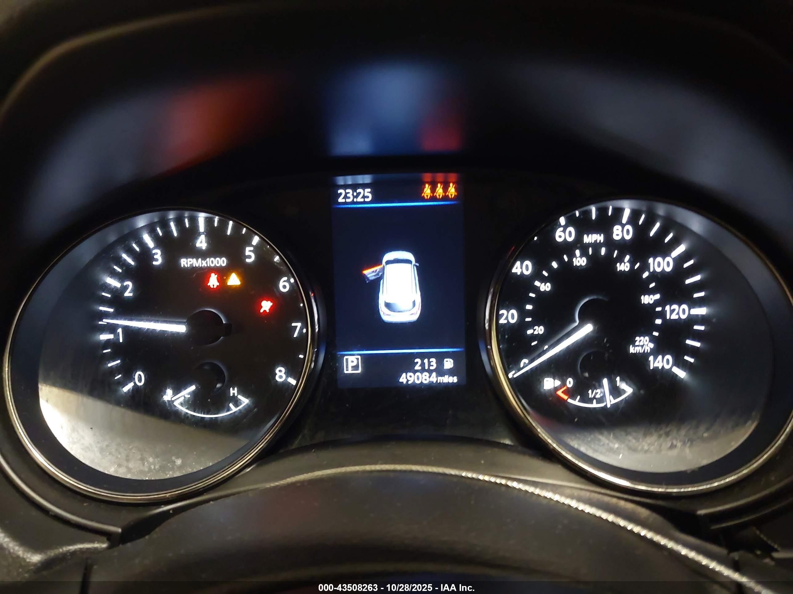 NISSAN ROGUE image 7