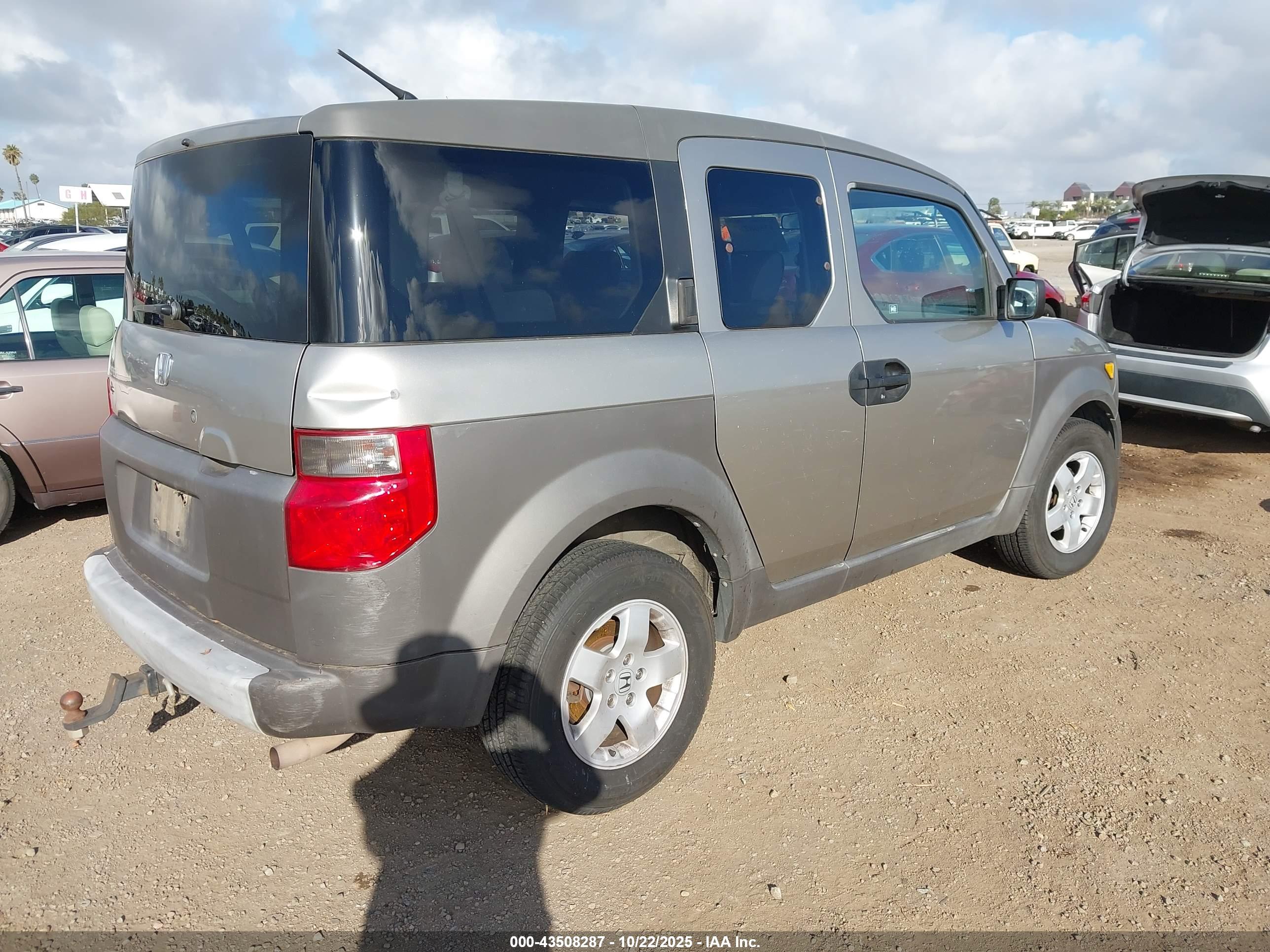 HONDA ELEMENT image 4