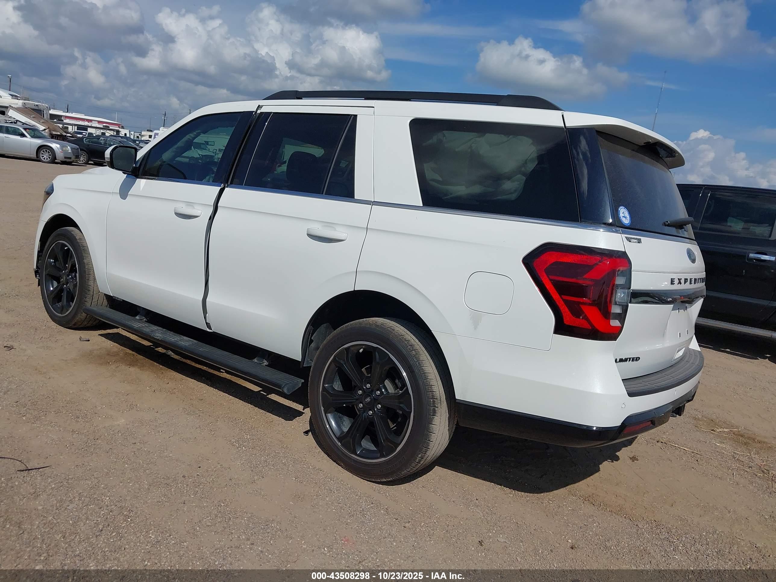 FORD EXPEDITION image 3