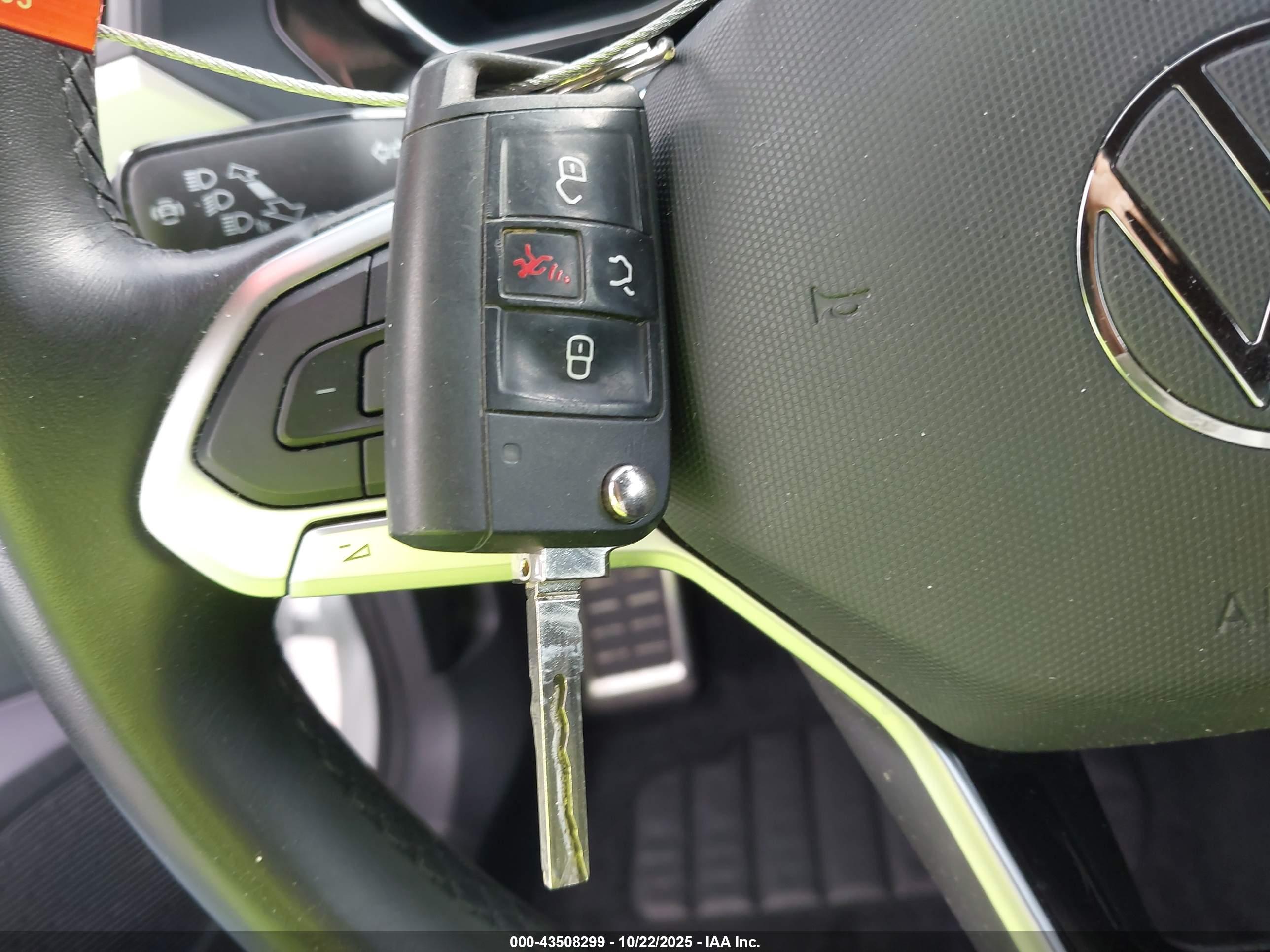 VOLKSWAGEN JETTA image 11