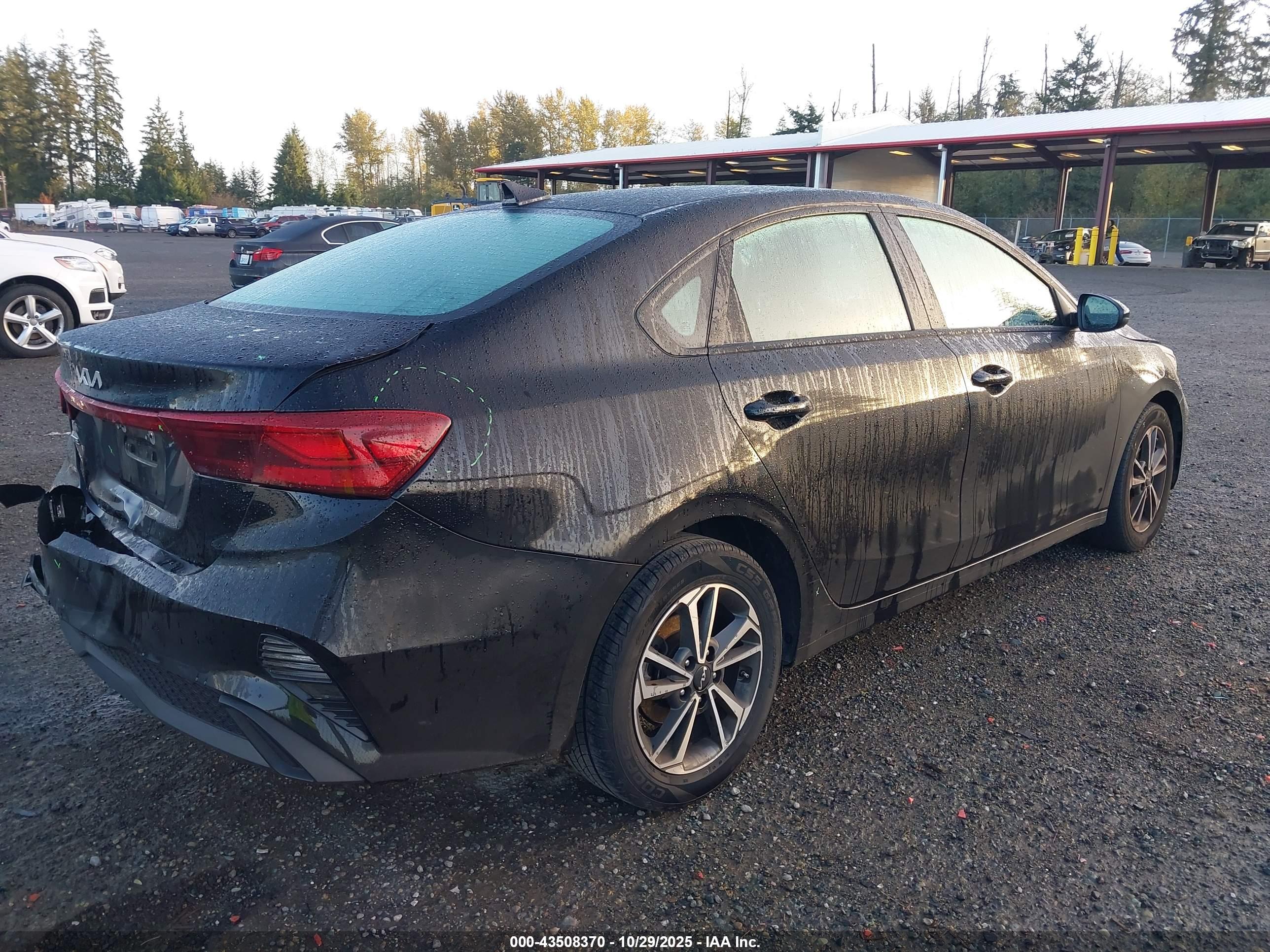 KIA FORTE image 4