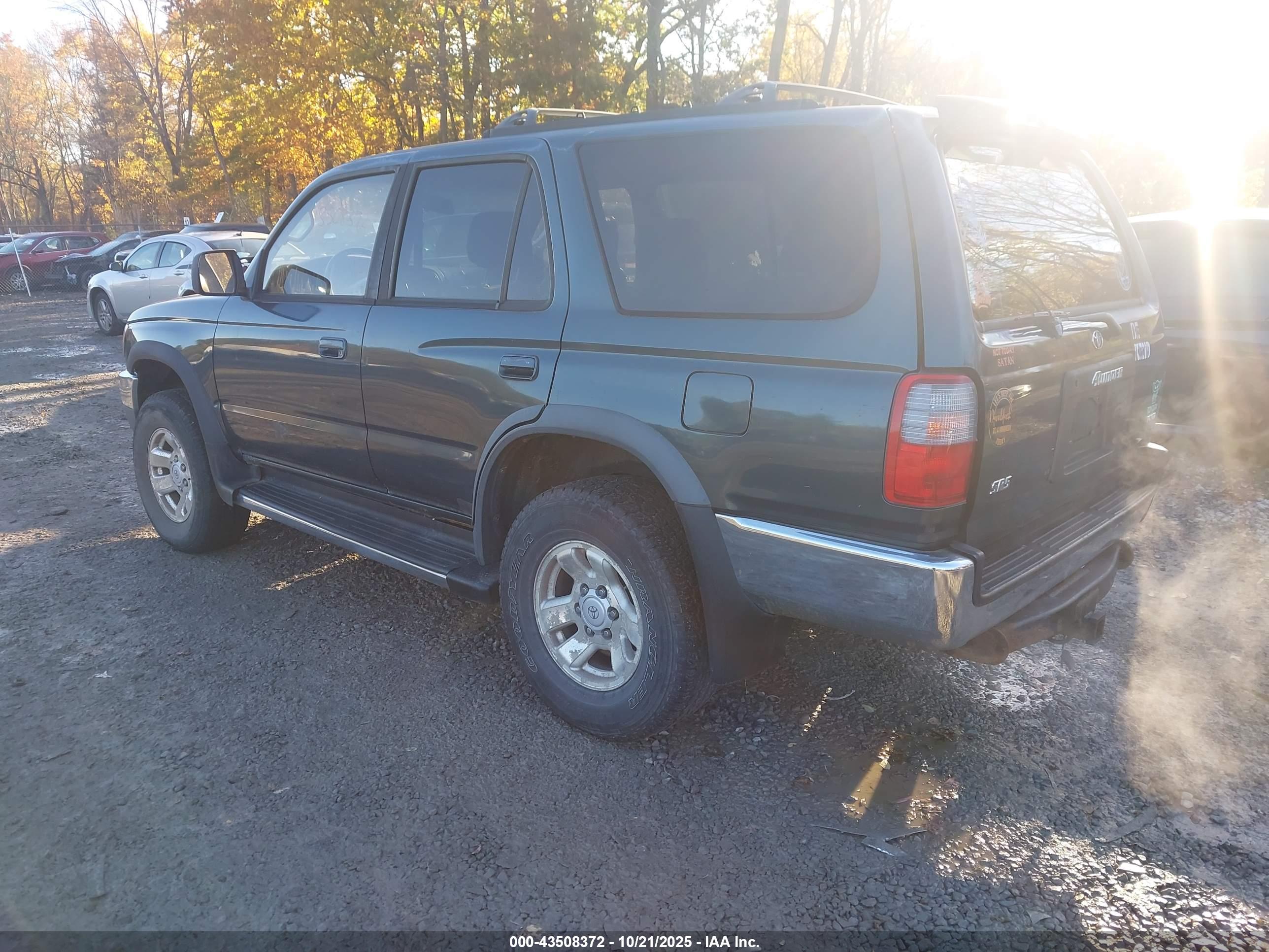 TOYOTA 4RUNNER image 3