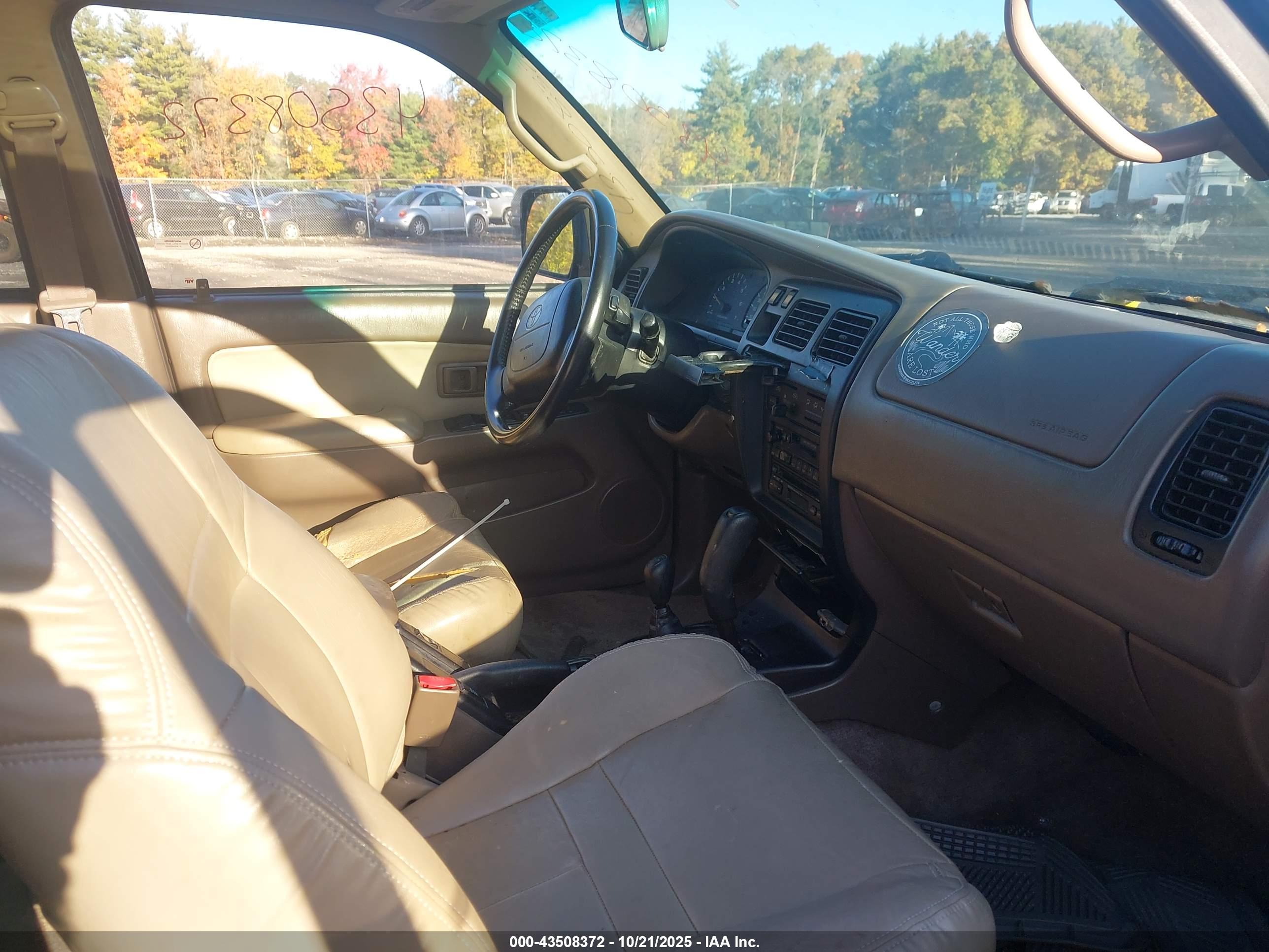 TOYOTA 4RUNNER image 5