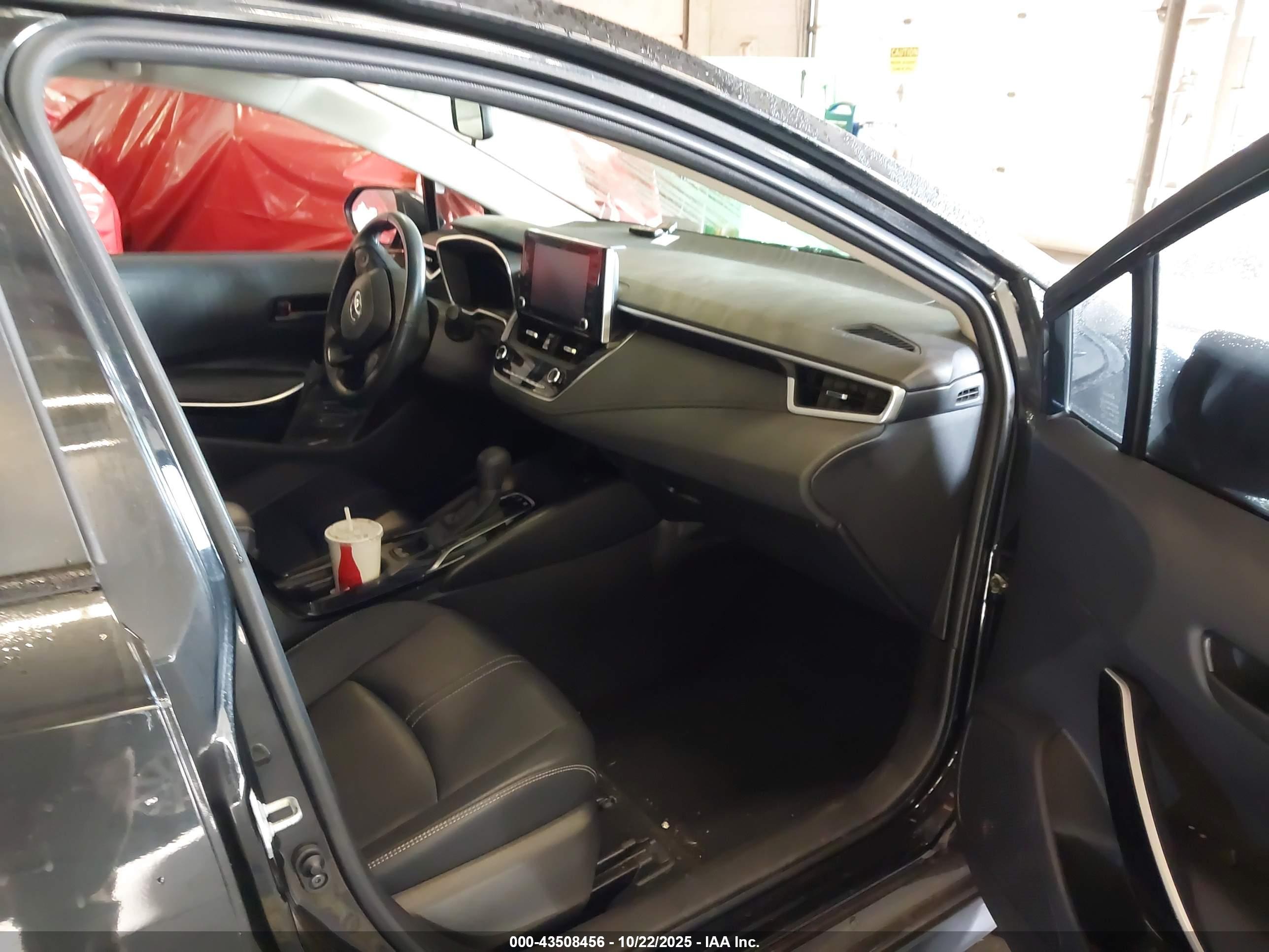 TOYOTA COROLLA image 5