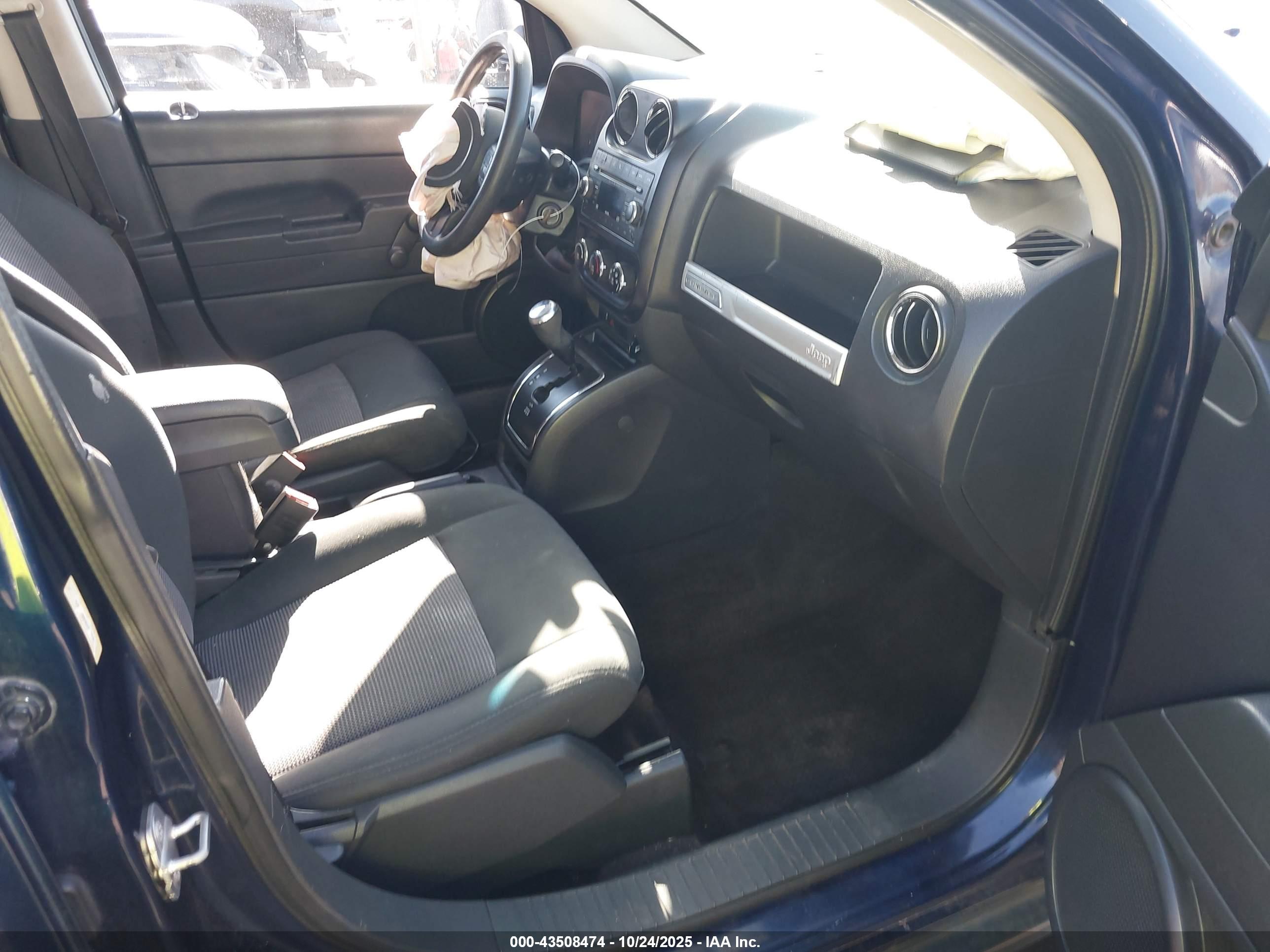 JEEP COMPASS image 5