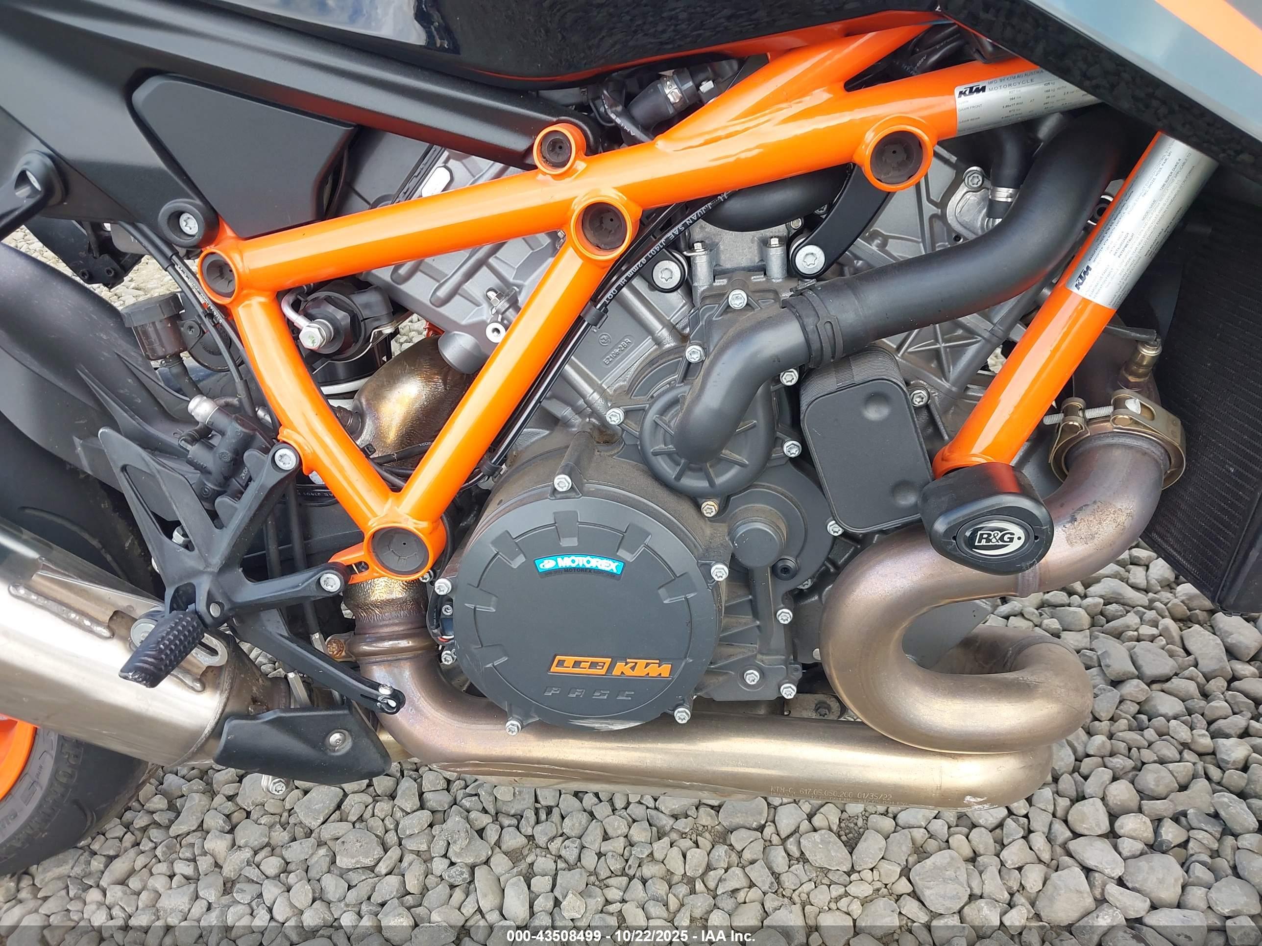 KTM 1290 image 8