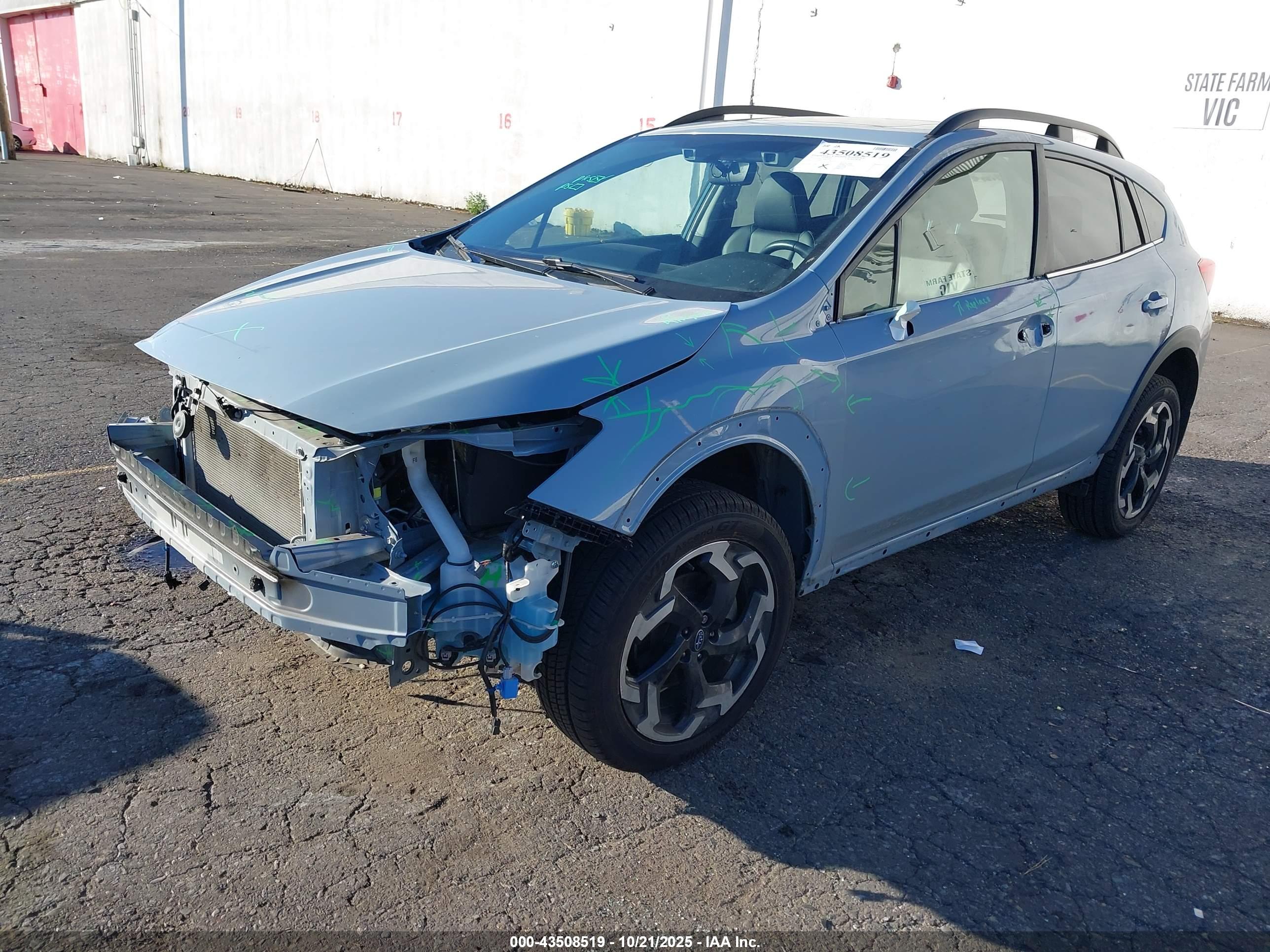 SUBARU CROSSTREK image 2