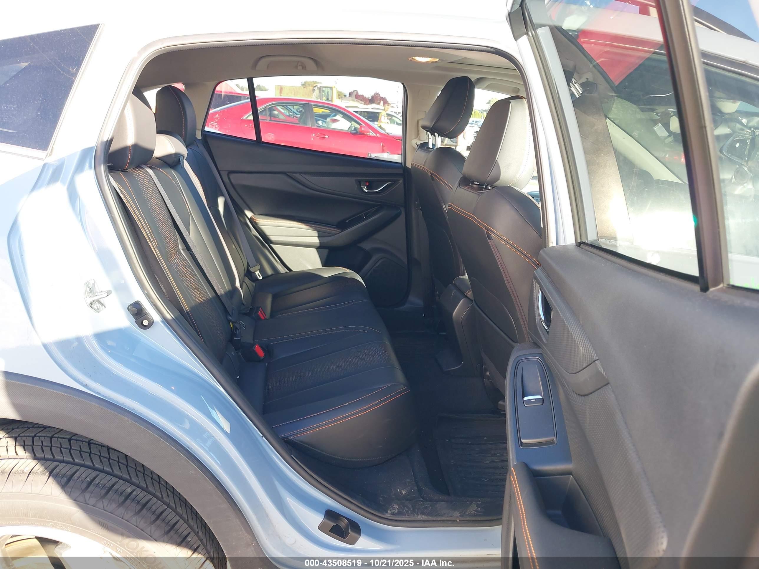 SUBARU CROSSTREK image 8