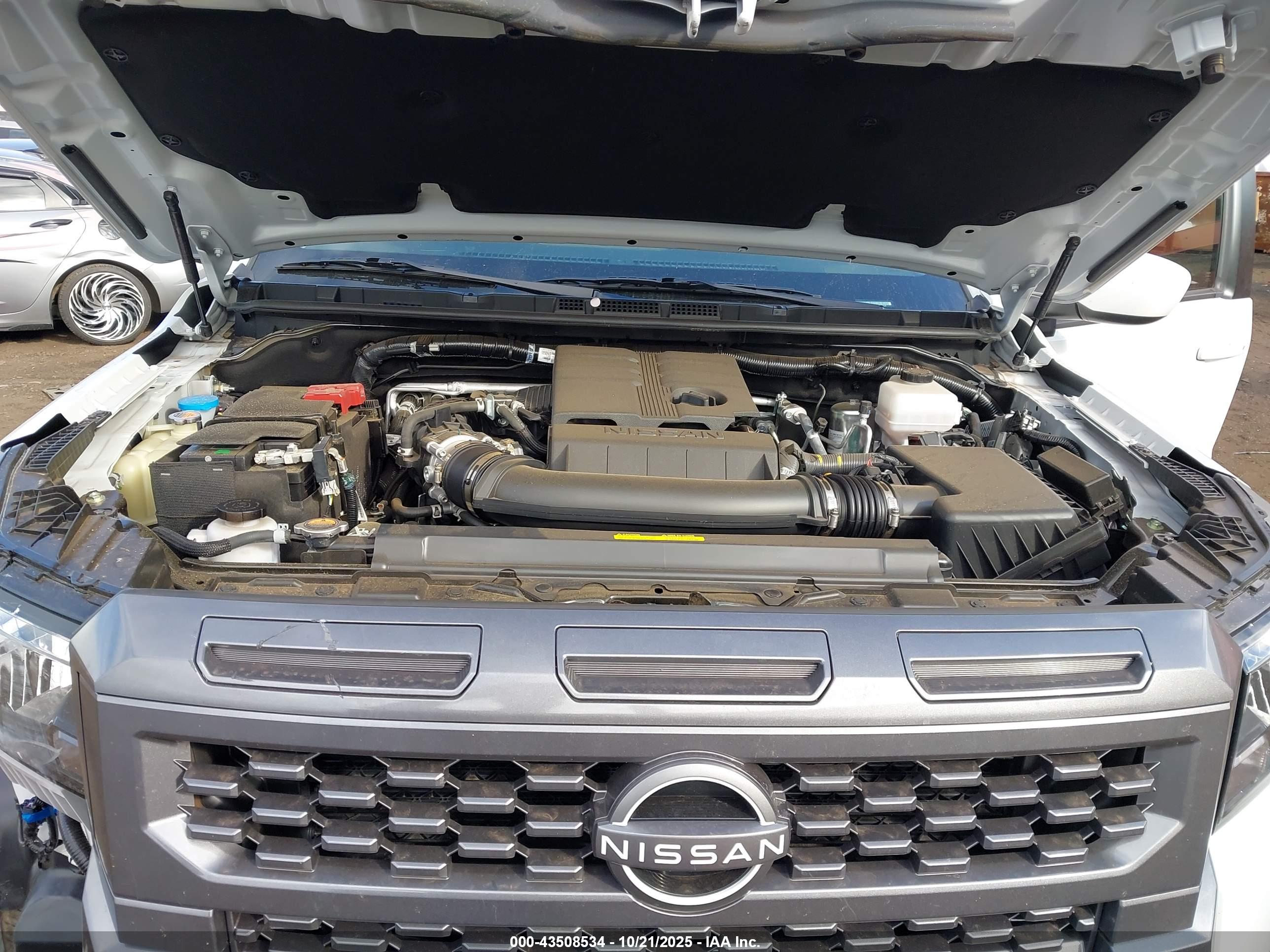 NISSAN FRONTIER image 10
