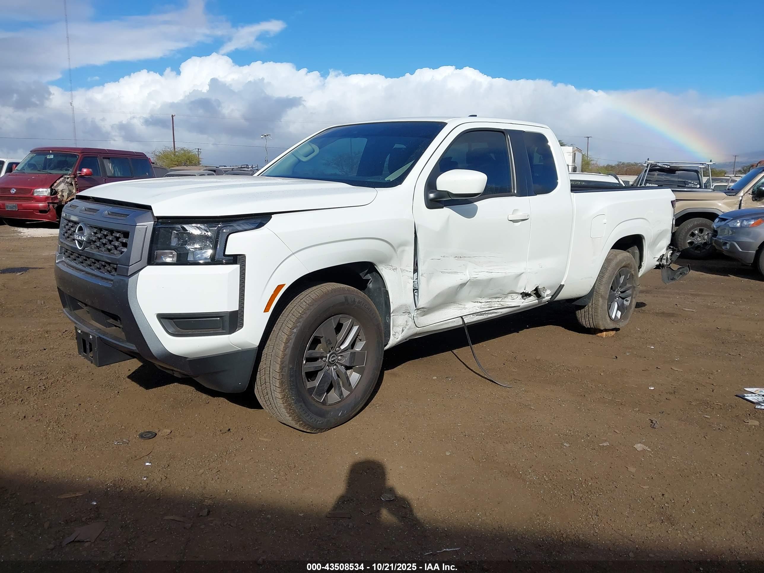 NISSAN FRONTIER image 2