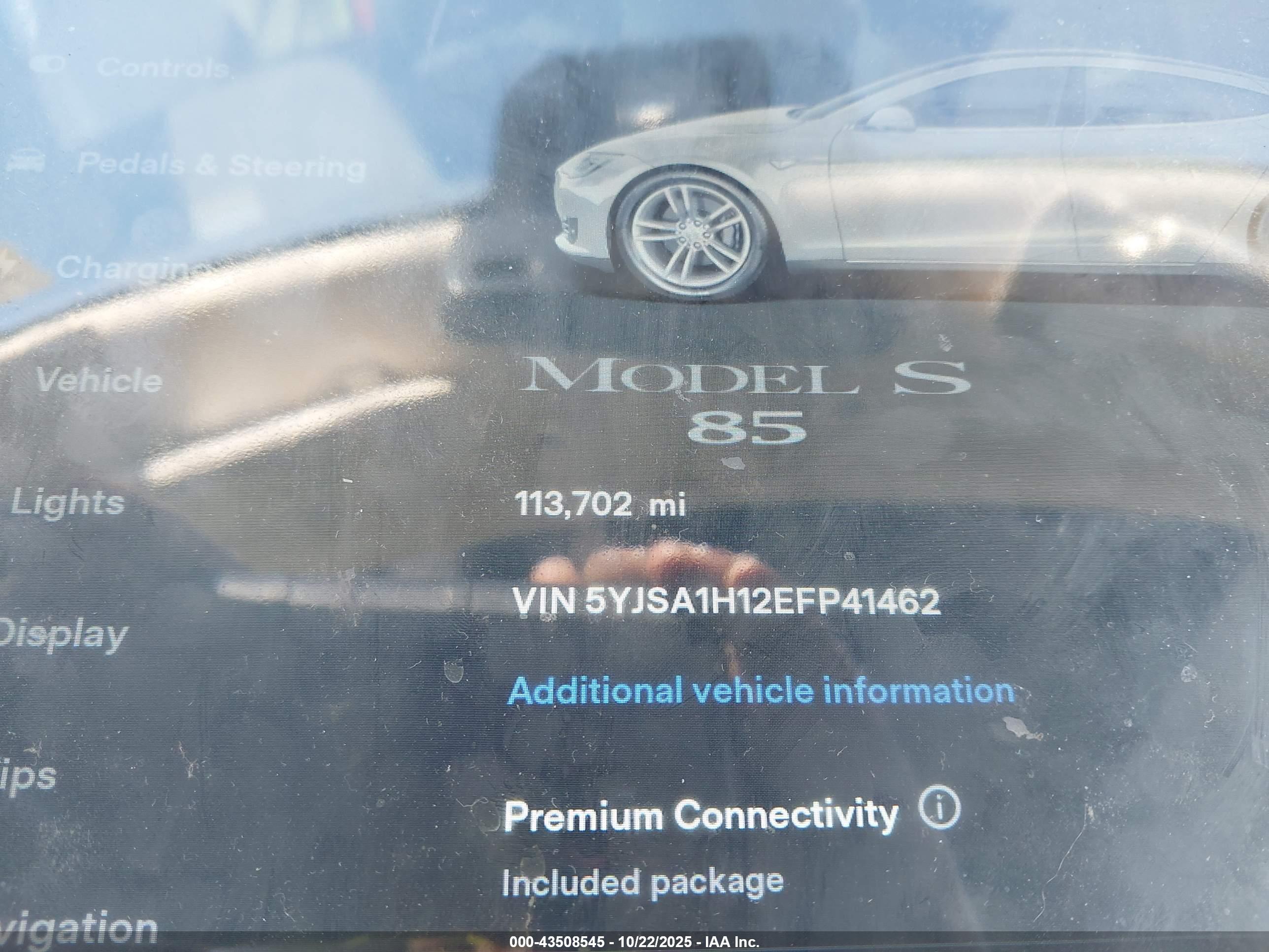 TESLA MODEL image 7