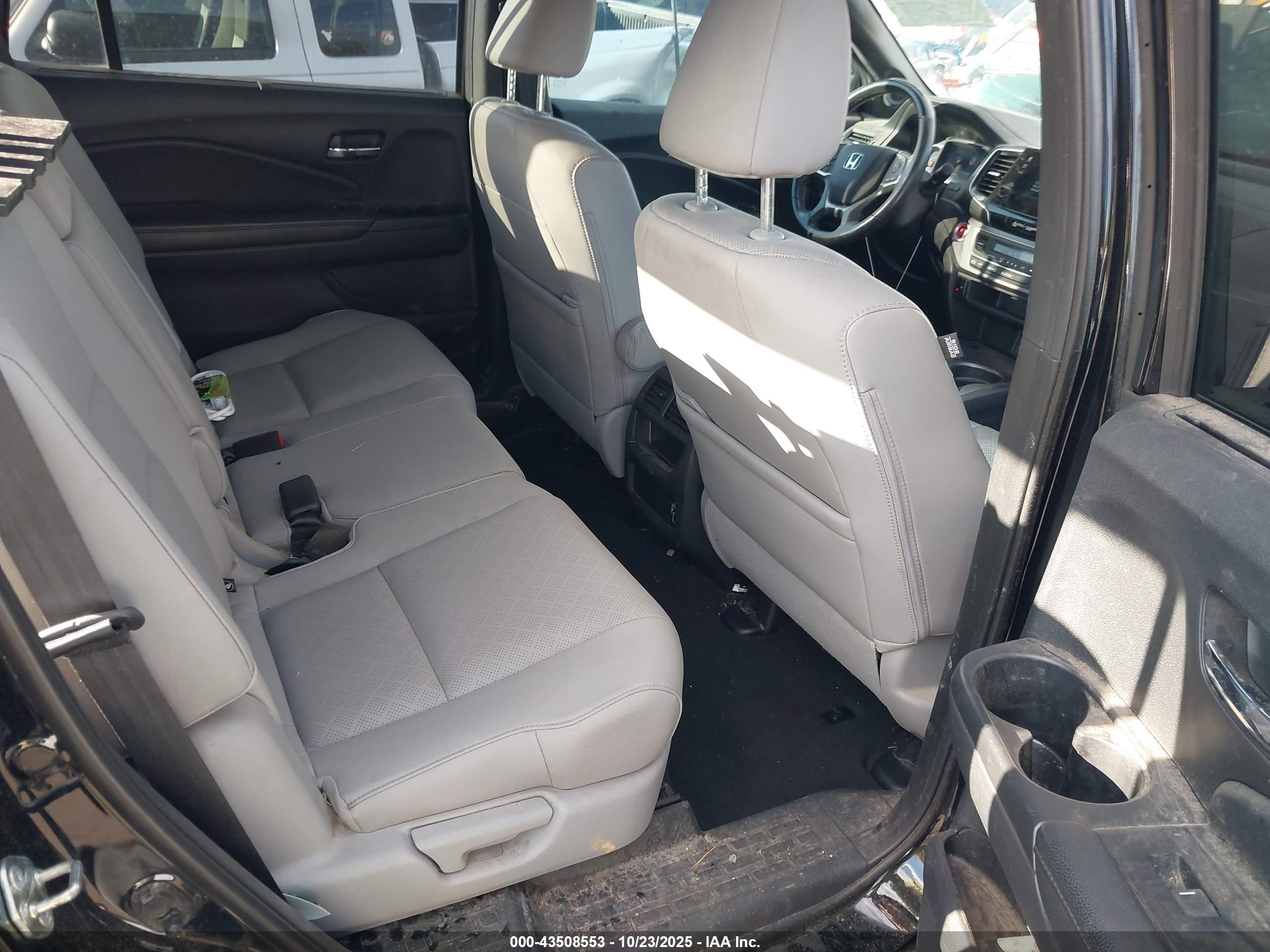 HONDA PASSPORT image 8