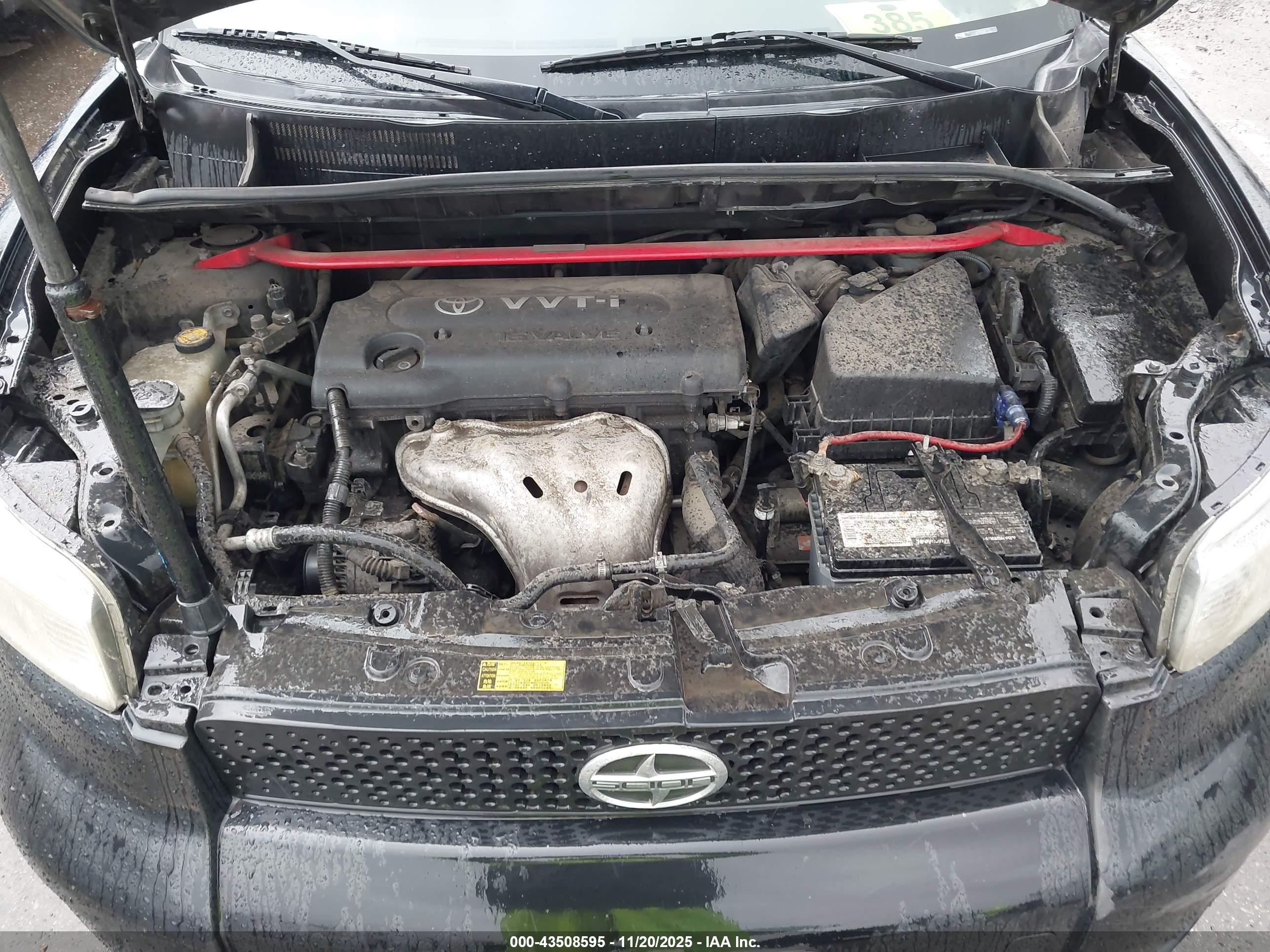 SCION XB image 10
