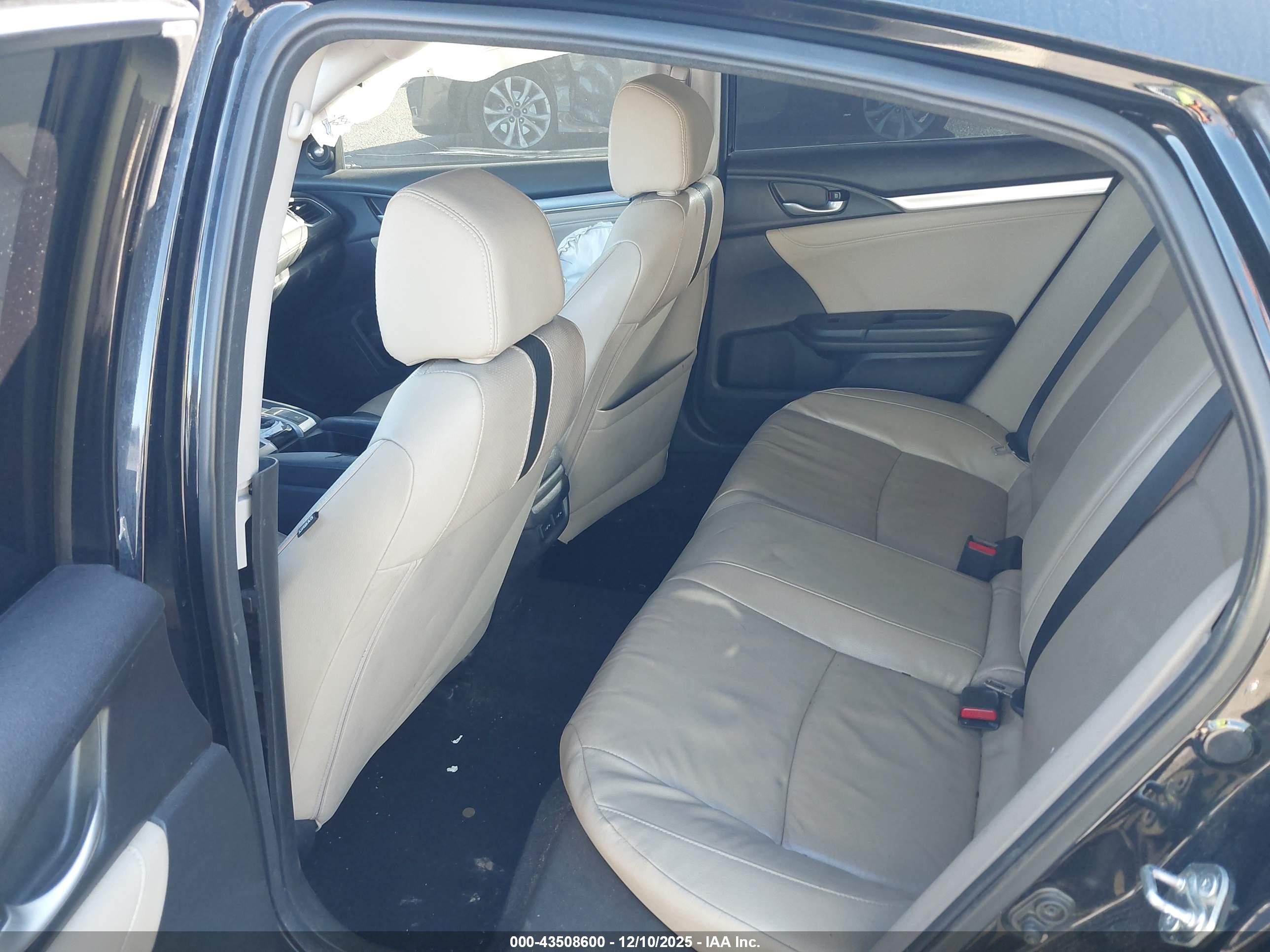 HONDA CIVIC image 8