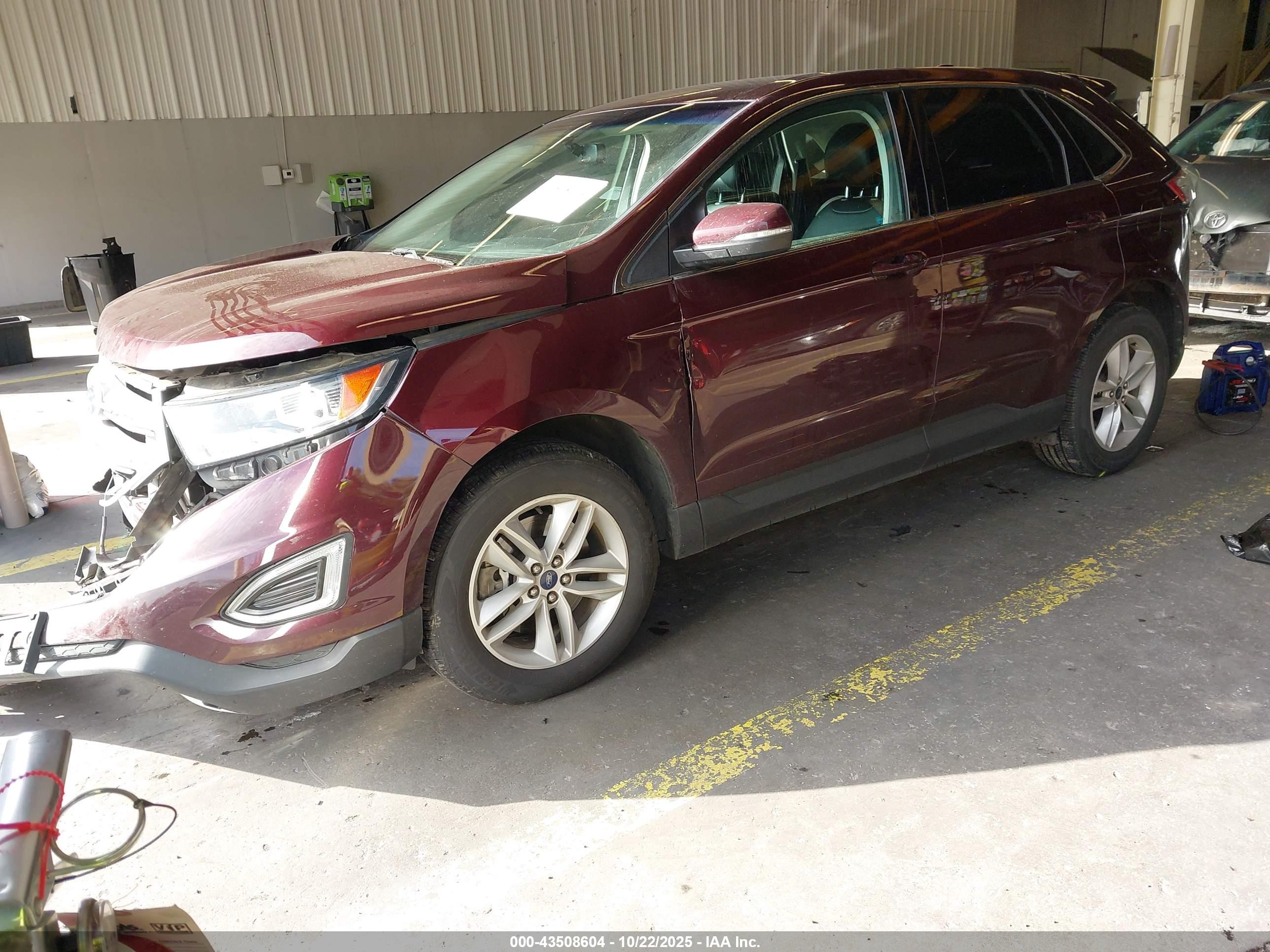 FORD EDGE image 2