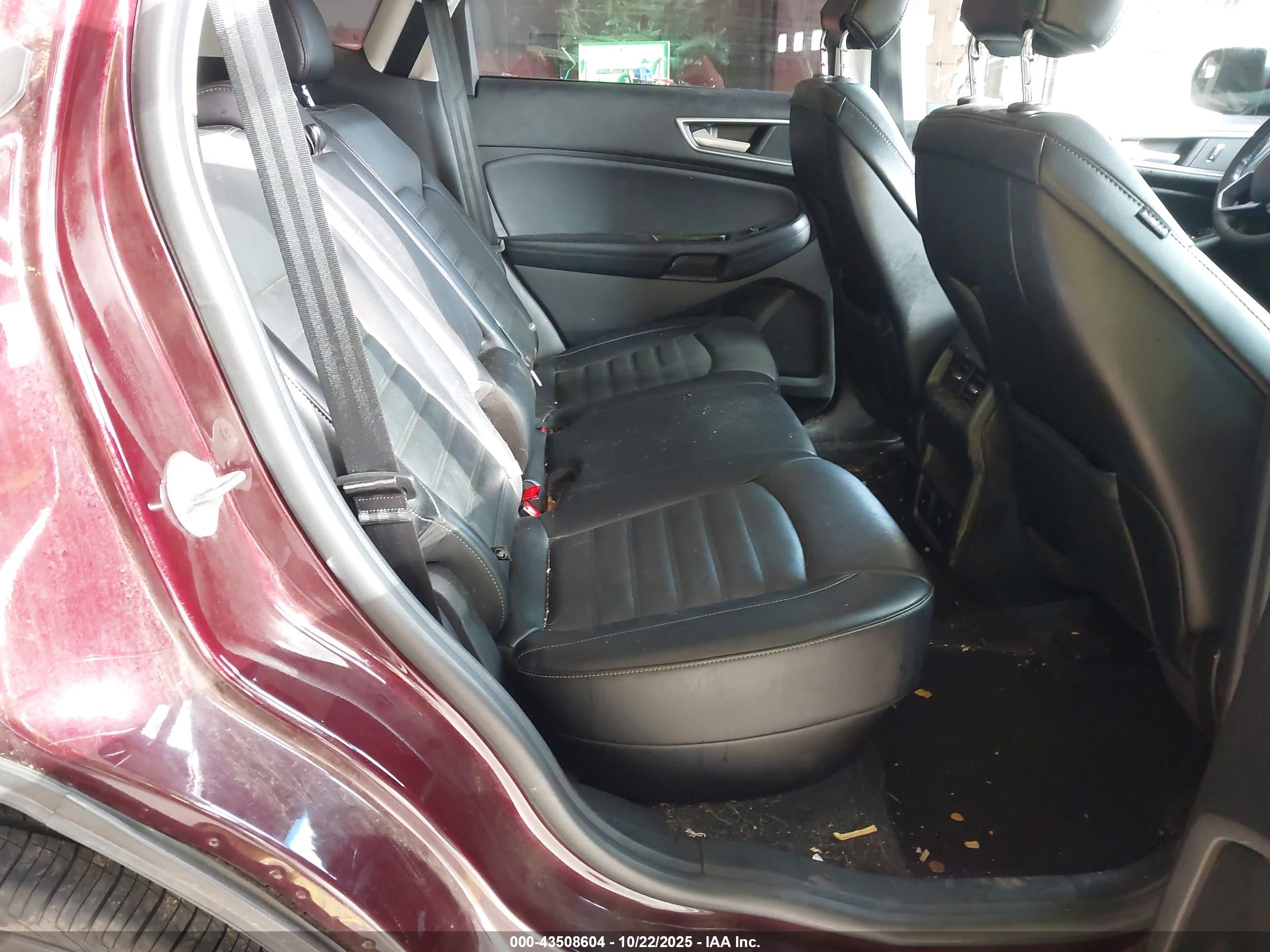 FORD EDGE image 8