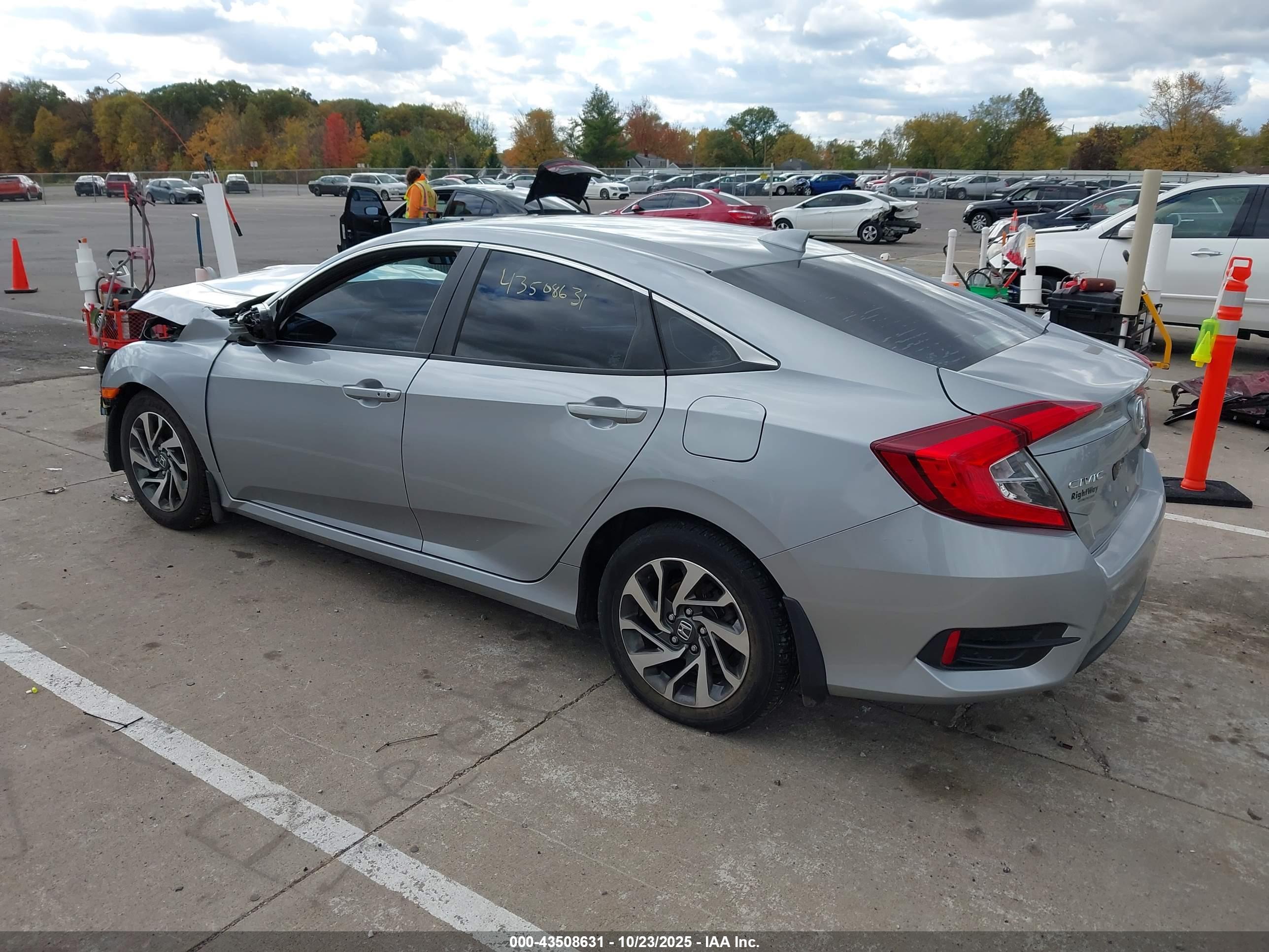 HONDA CIVIC image 3