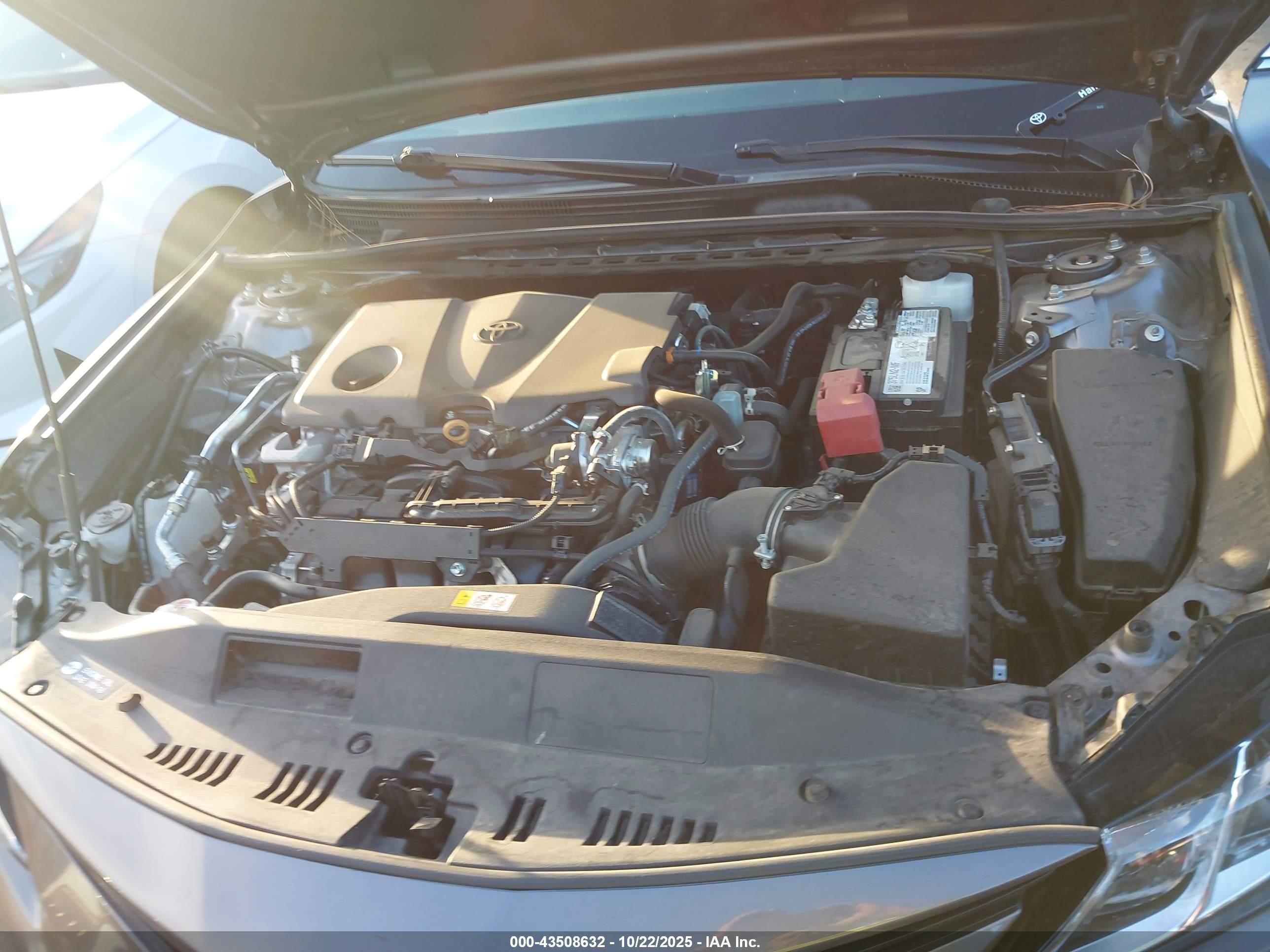 TOYOTA CAMRY image 10