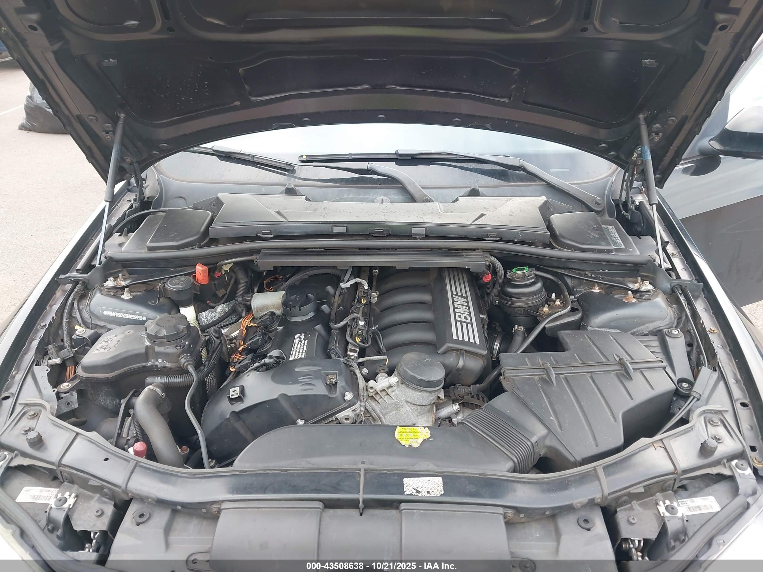 BMW 328I image 10