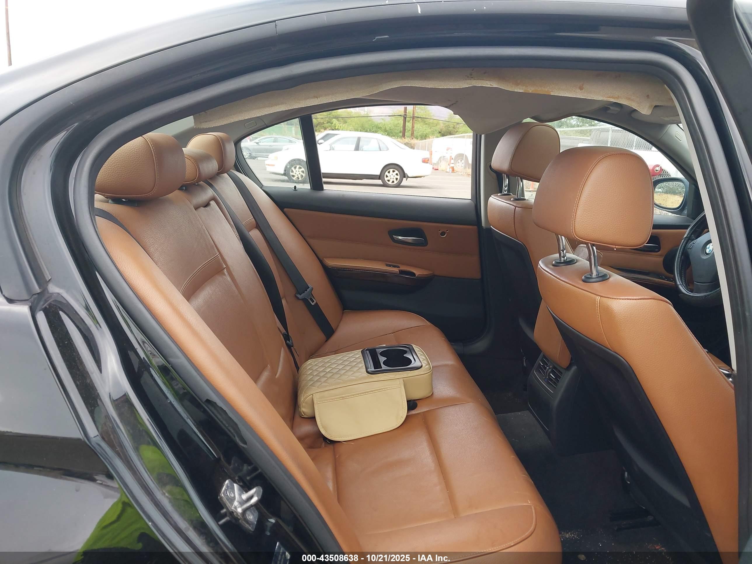 BMW 328I image 8